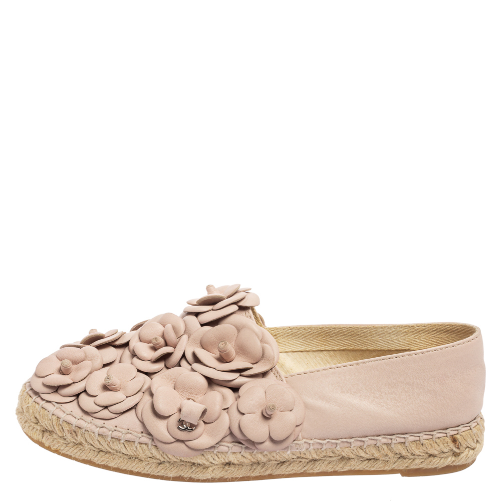 

Chanel Dusty Pink Leather CC Camellia Flat Espadrilles Size