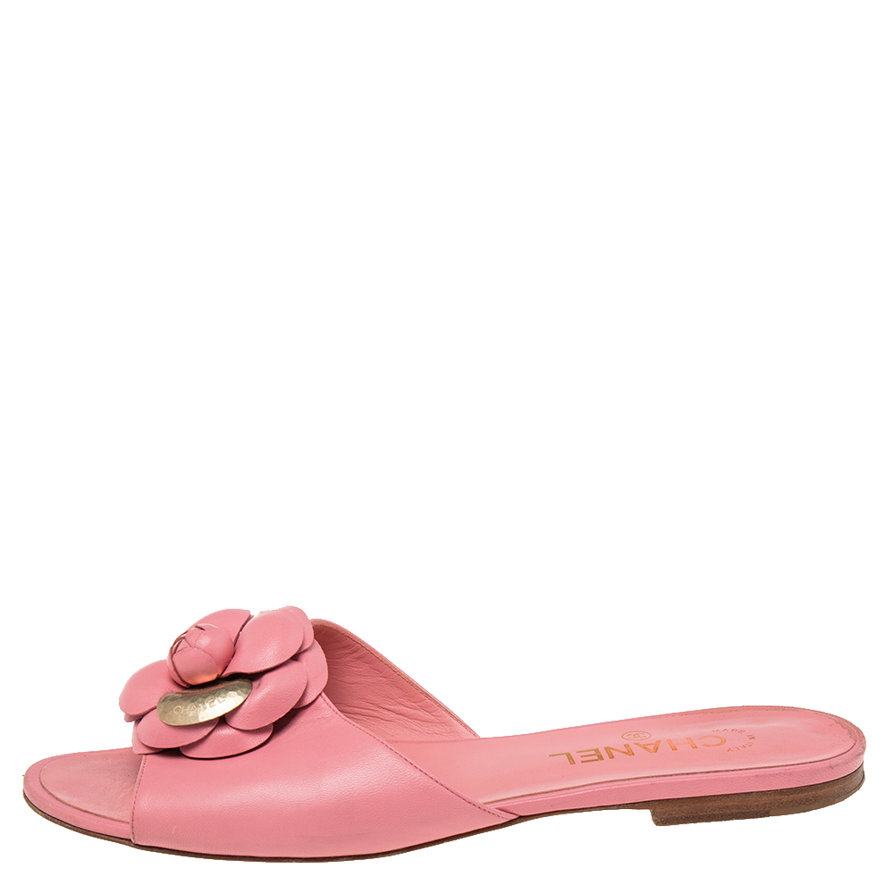 

Chanel Pink Leather Camellia Flat Sandals Size