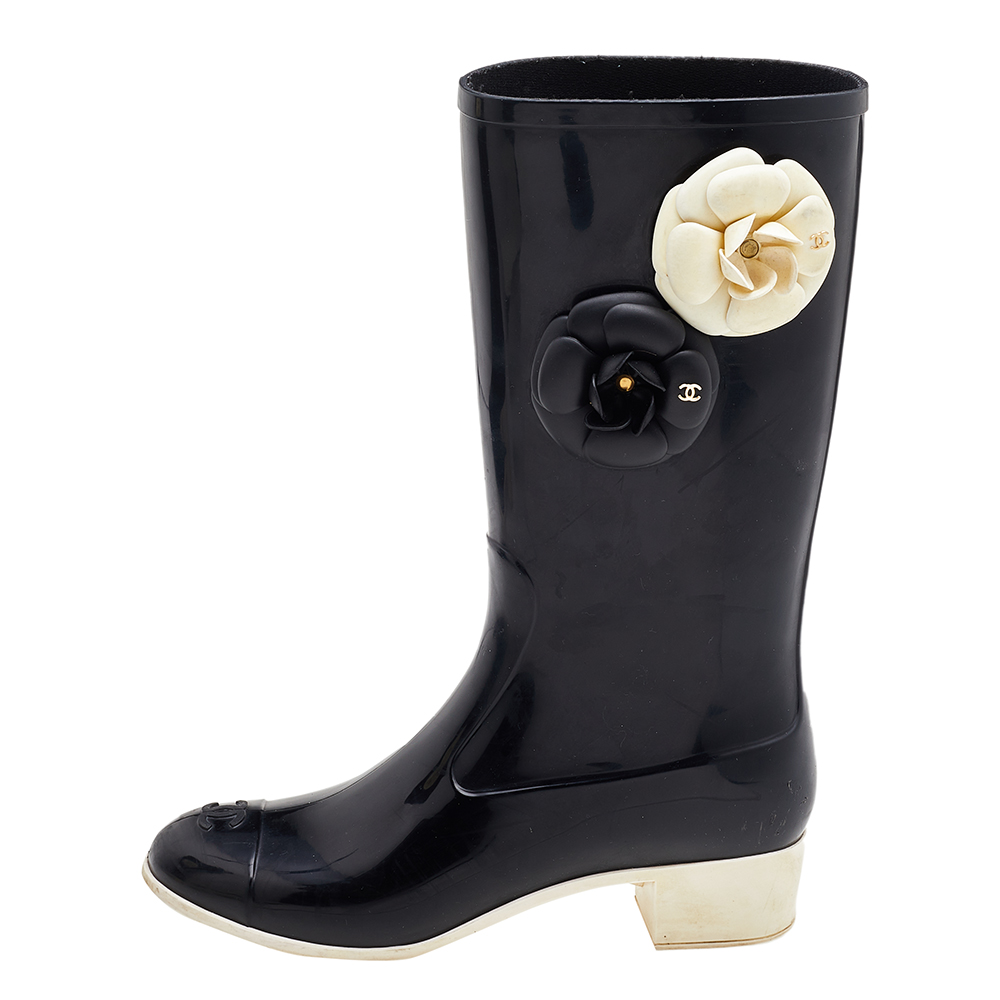 

Chanel Black Rubber Camellia Embellished CC Rain Boots Size