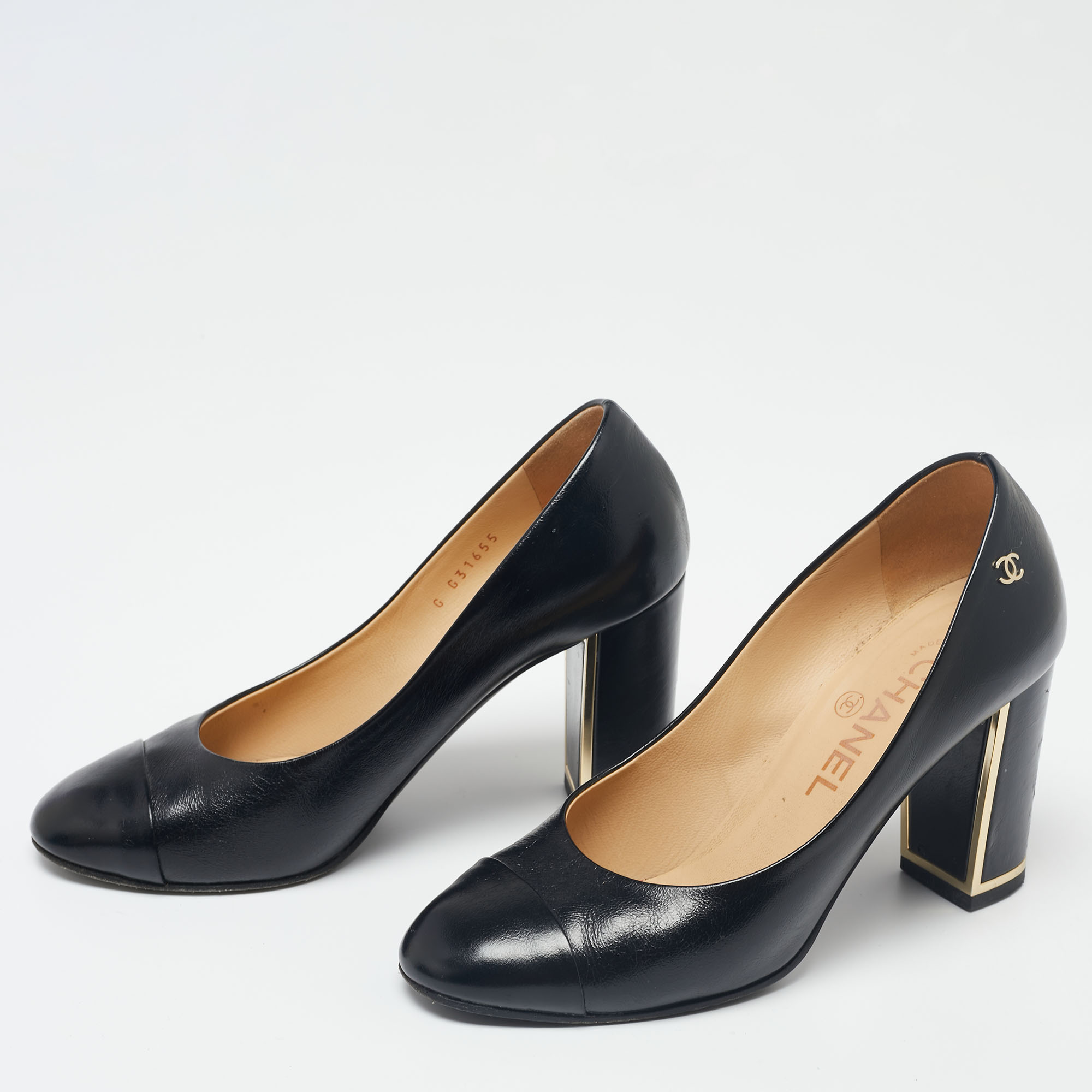 

Chanel Black Leather Cap Toe Block Heel Pumps Size