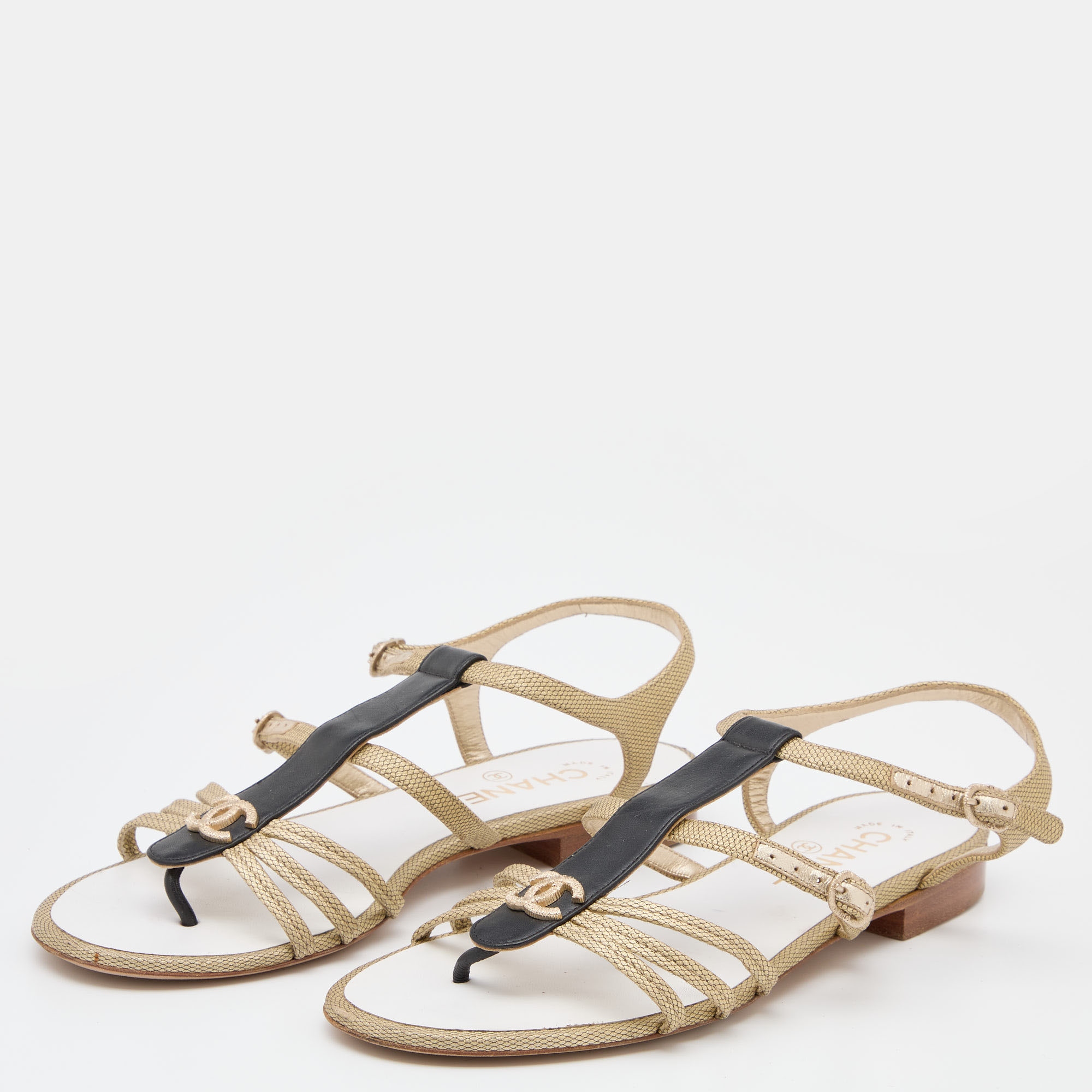 

Chanel Gold/Black Textured Leather CC Ankle Strap Flat Sandals Size