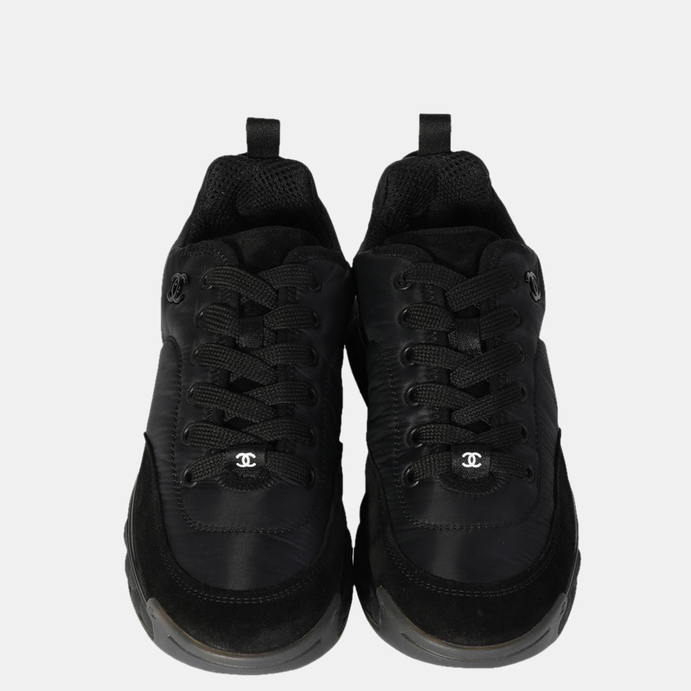 

Chanel Black Wmns Calfskin and Nylon Sneaker Size EU