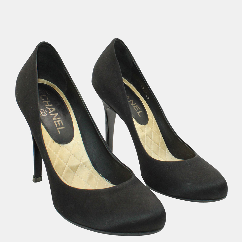 

Chanel Black Satin Round Toe Pumps Size EU