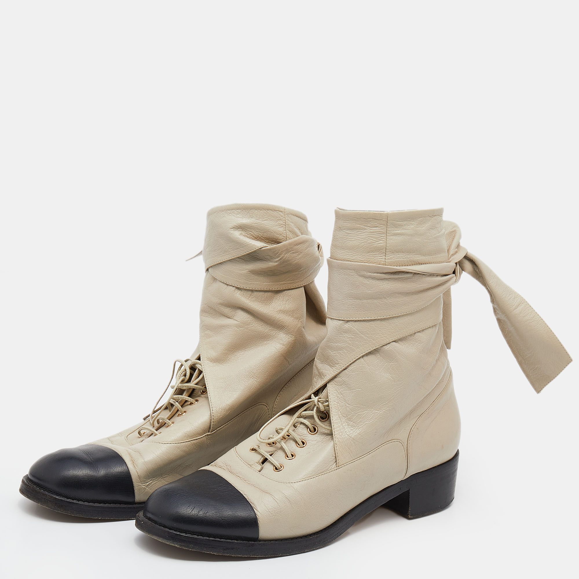 

Chanel Grey/Black Leather CC Ankle Wrap Ankle Boots Size