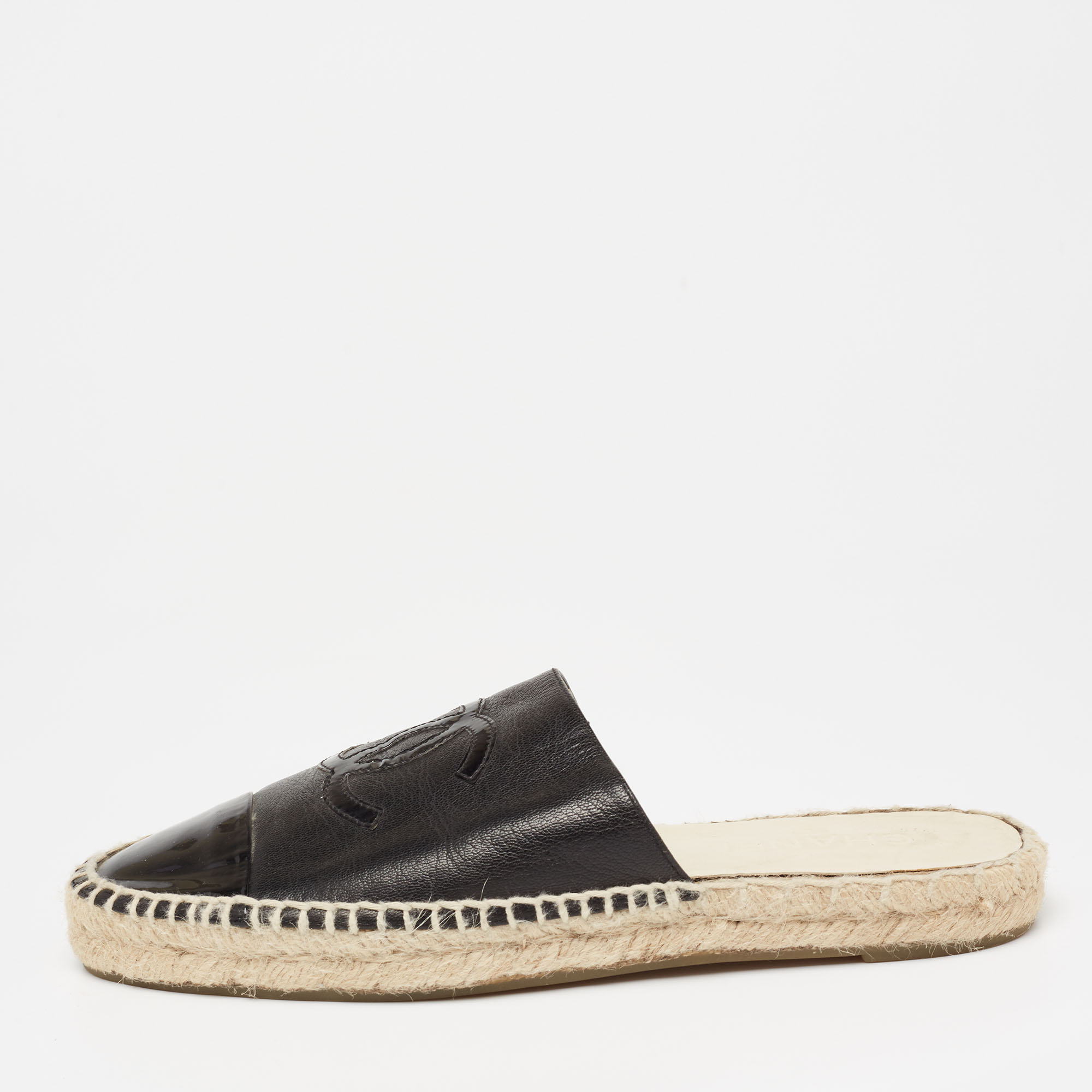 New CHANEL Black Patent CC Backless Double Sole Espadrille Slide