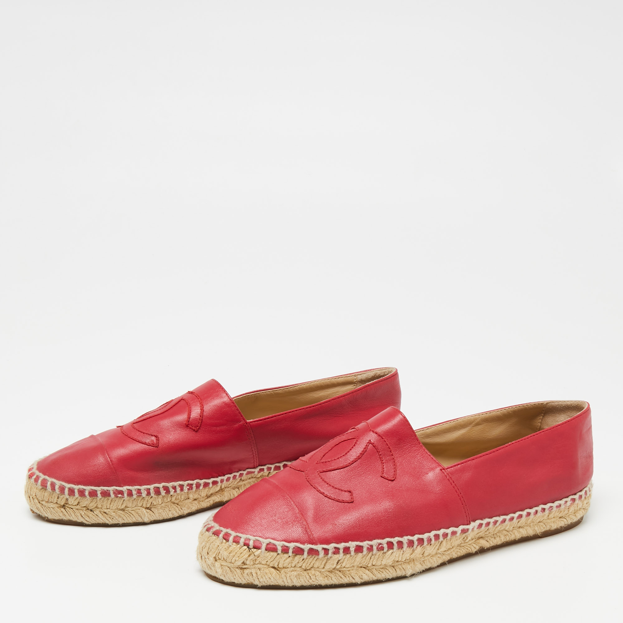 

Chanel Red Leather CC Cap Toe Espadrille Flats Size