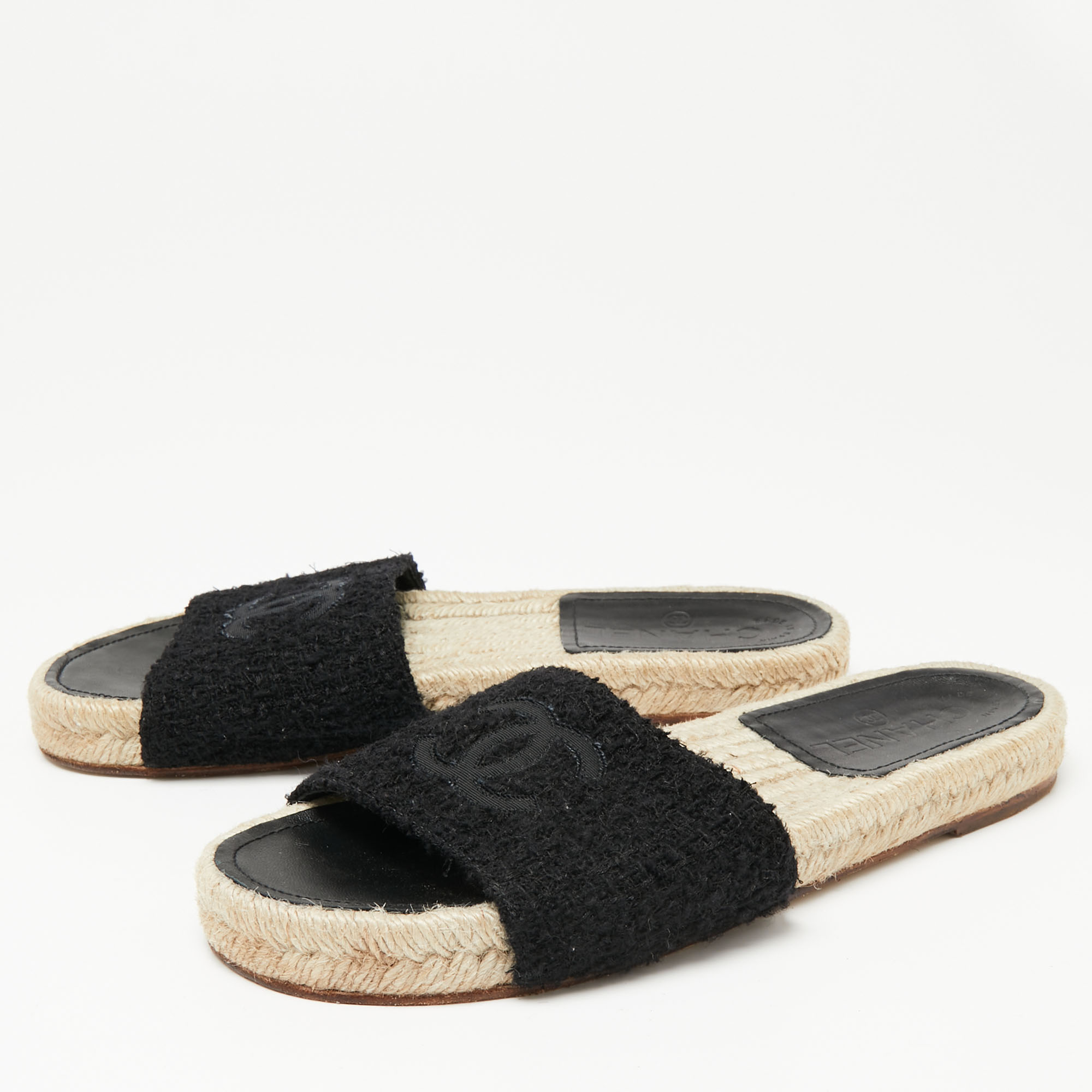 

Chanel Black Tweed CC Flat Espadrille Slides Size