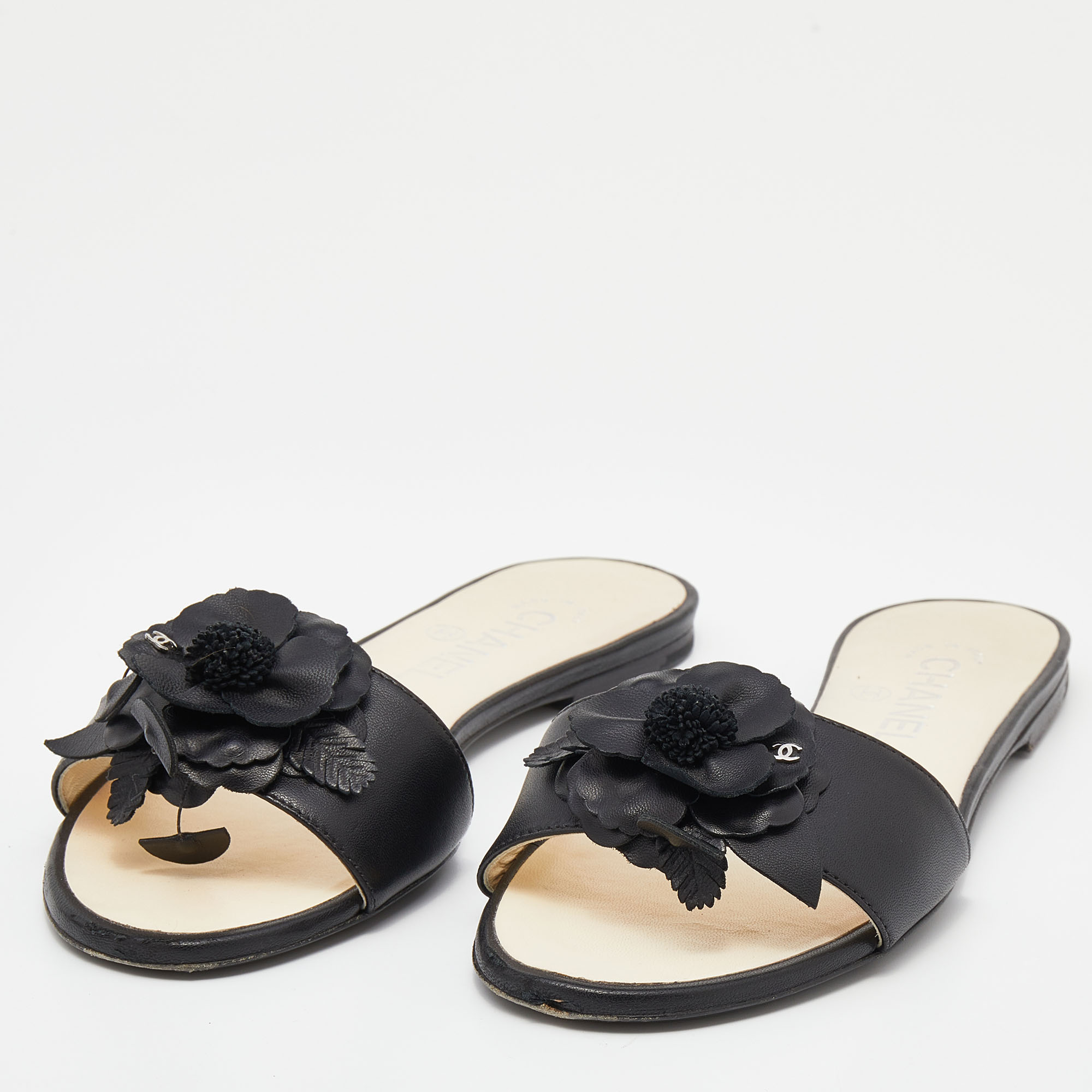 

Chanel Black Leather Camellia Slide Flat Sandals Size