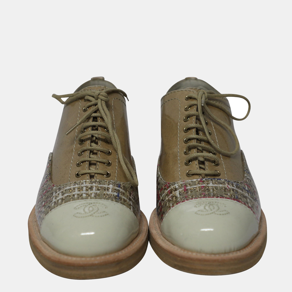

Chanel Brown Leather and Tweed Shoes Size US 7.5 EU 38
