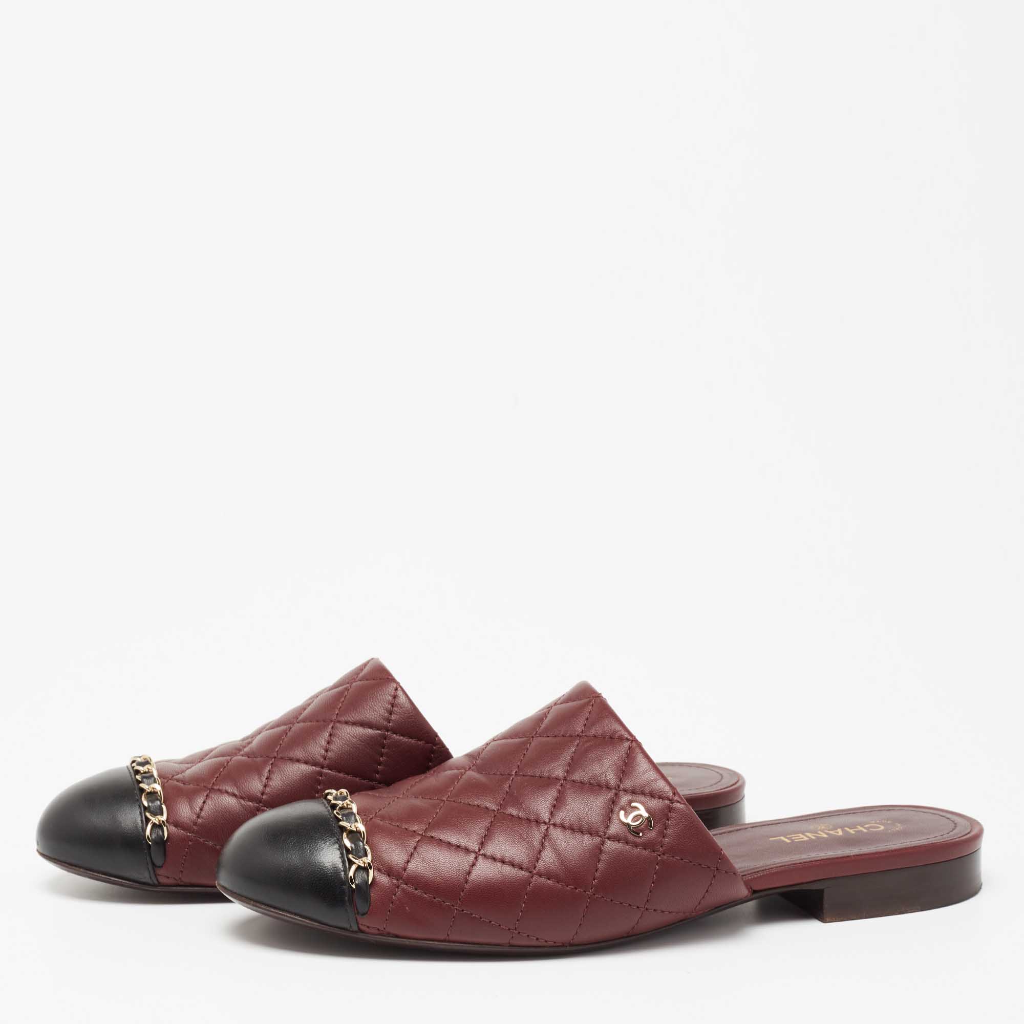 

Chanel Burgundy Quilted Leather Cap Toe Chain Mules Size