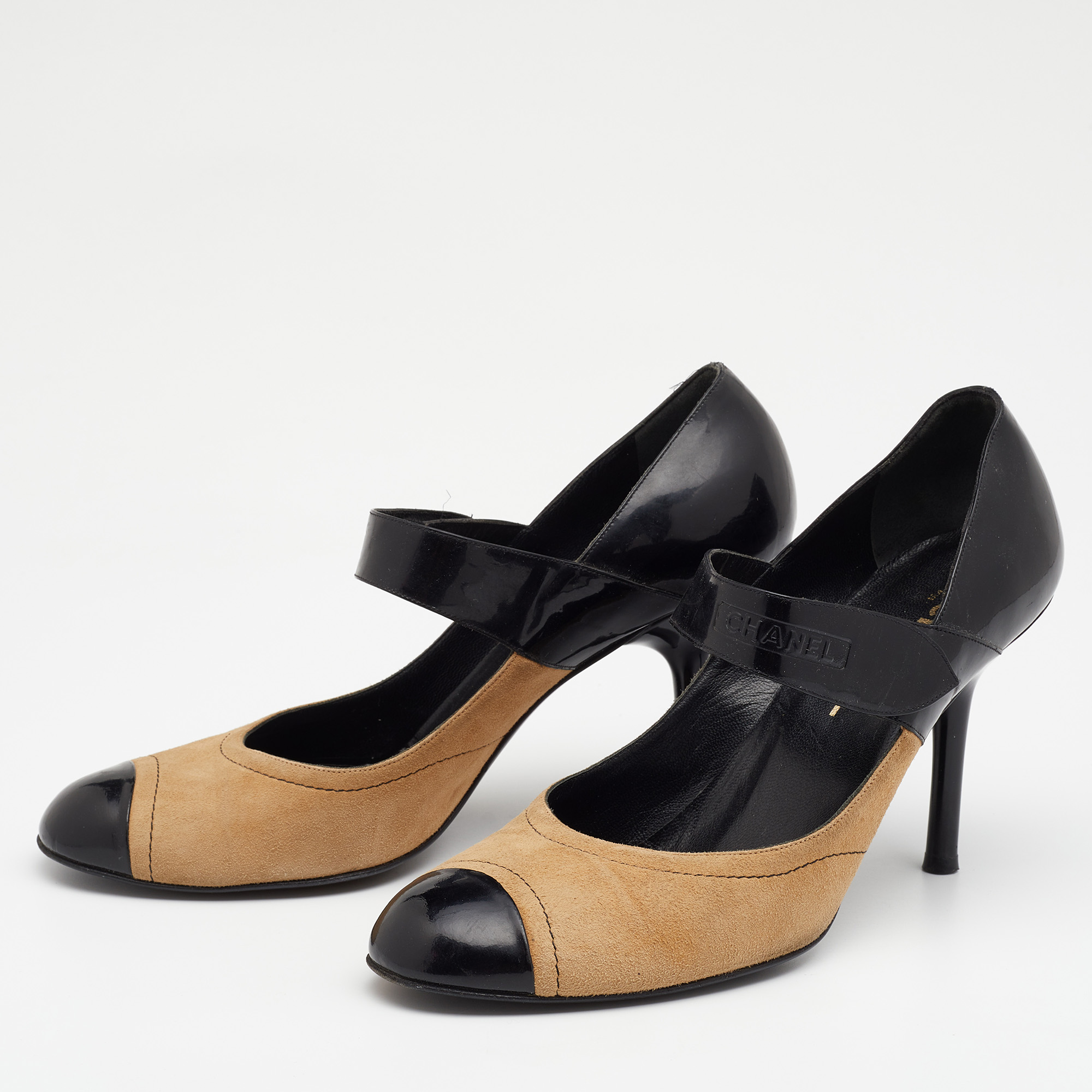 

Chanel Beige/Black Suede and Patent Leather Cap Toe Mary Jane Pumps Size