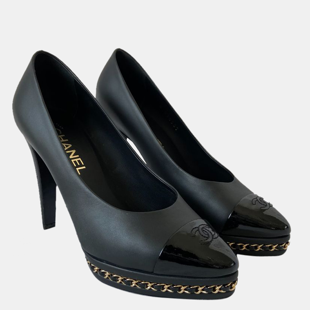 

Chanel Black Patent Leather Pumps Size EU