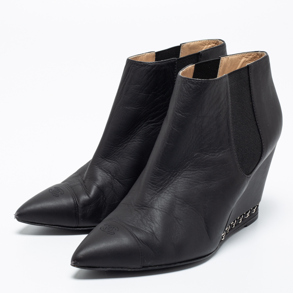 

Chanel Black Leather Chain Detail Wedge Ankle Boots Size