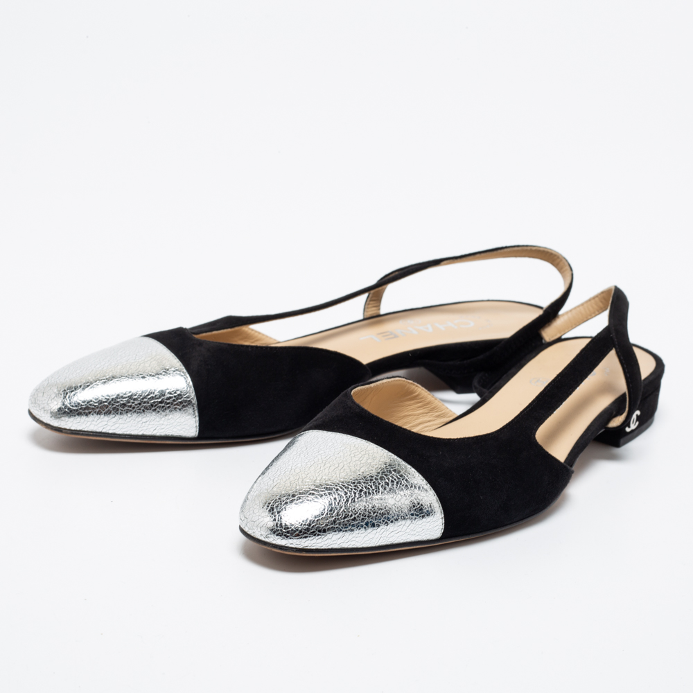 

Chanel Black/Silver Suede And Leather Classic Slingback Sandals Size