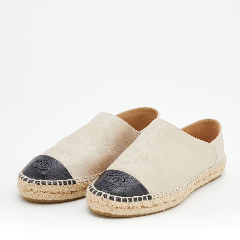

Chanel Beige/Black Leather CC Cap Toe Espadrille Flats Size