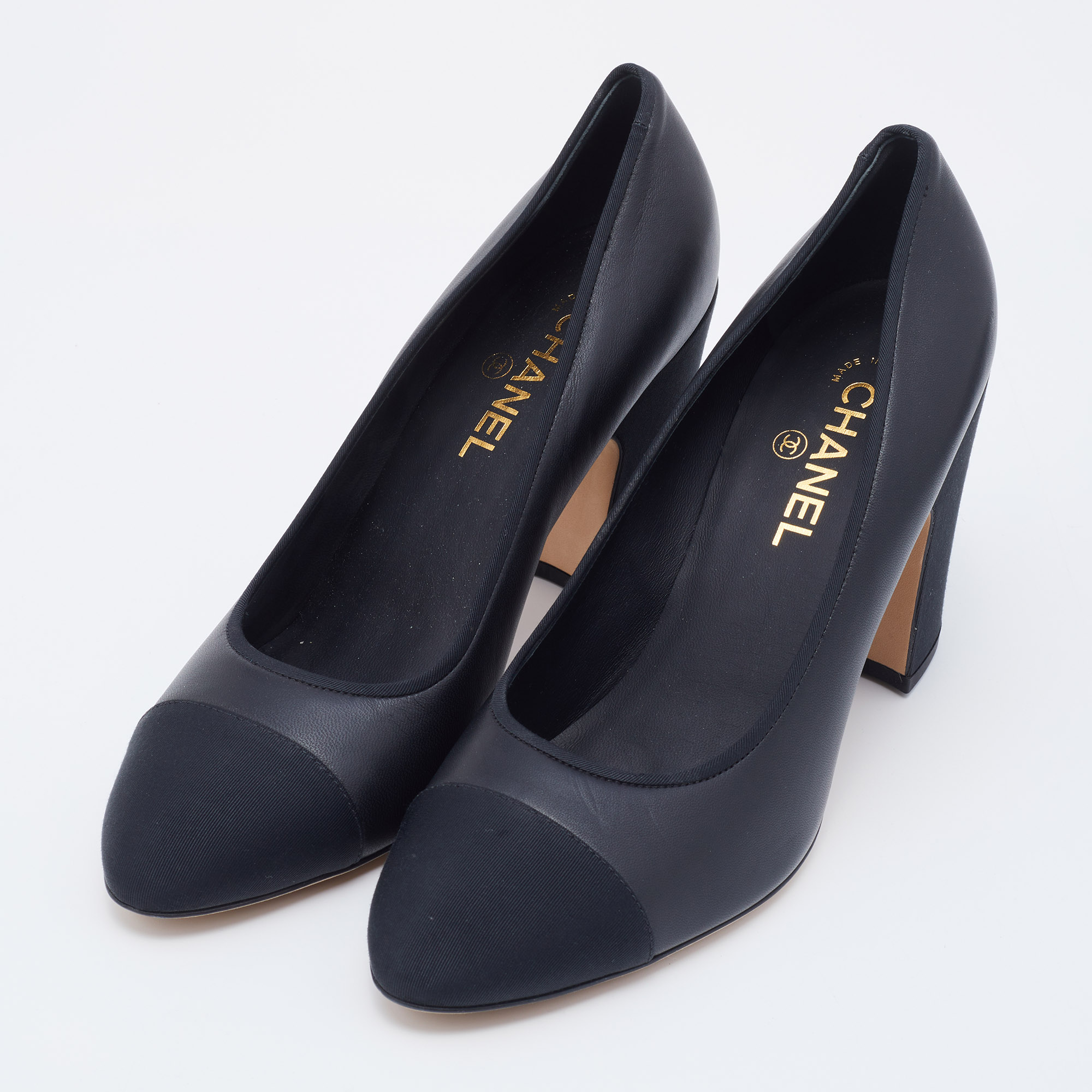 

Chanel Black Leather and Grosgrain Cap Toe Block Heel Pumps Size