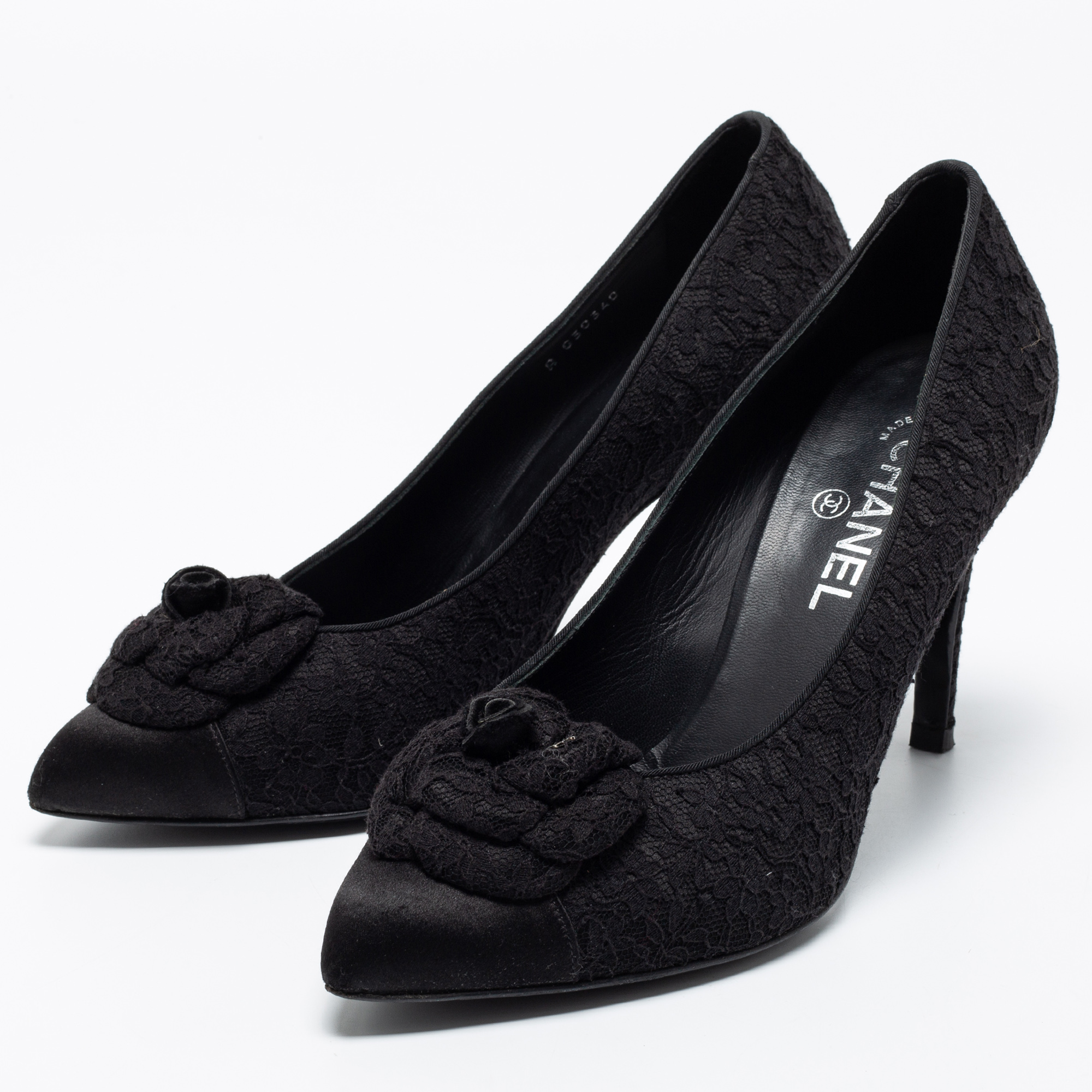 

Chanel Black Lace and Satin Camellia Flower Pumps Size