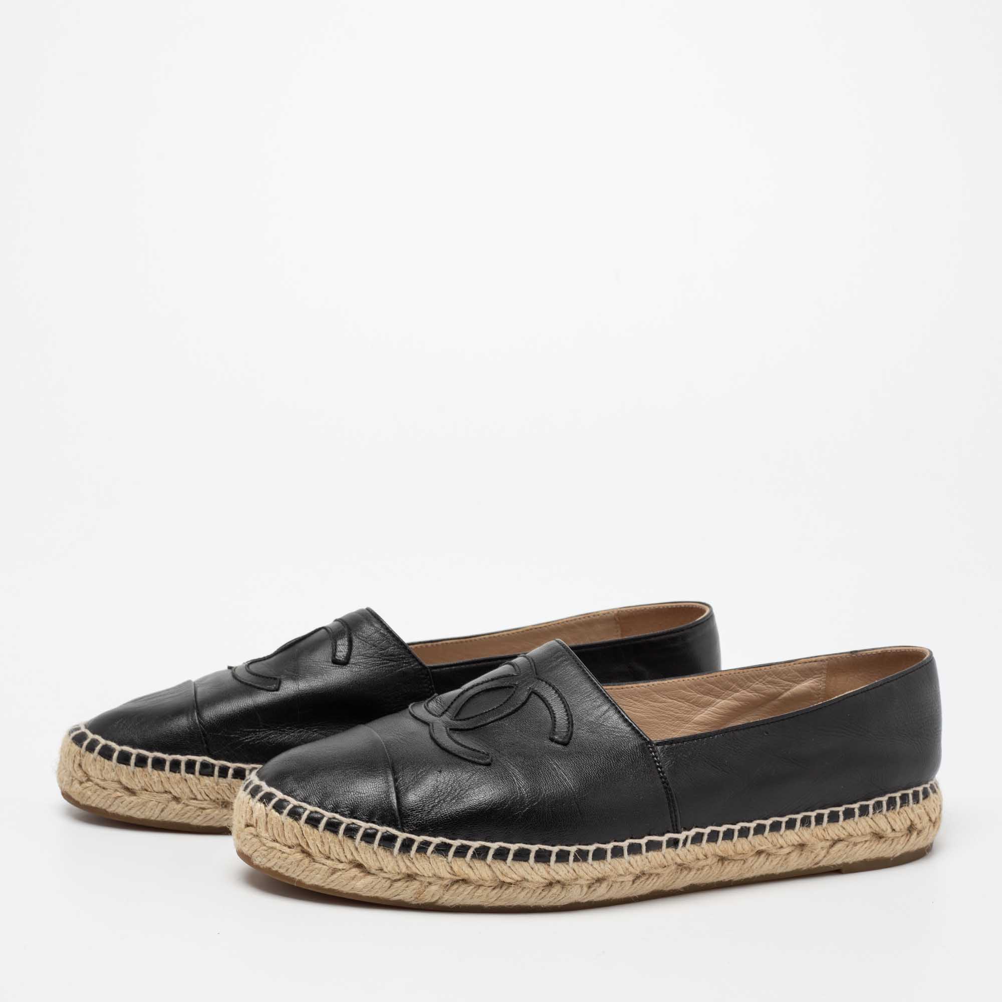 

Chanel Black Leather CC Cap-Toe Flat Espadrilles Size