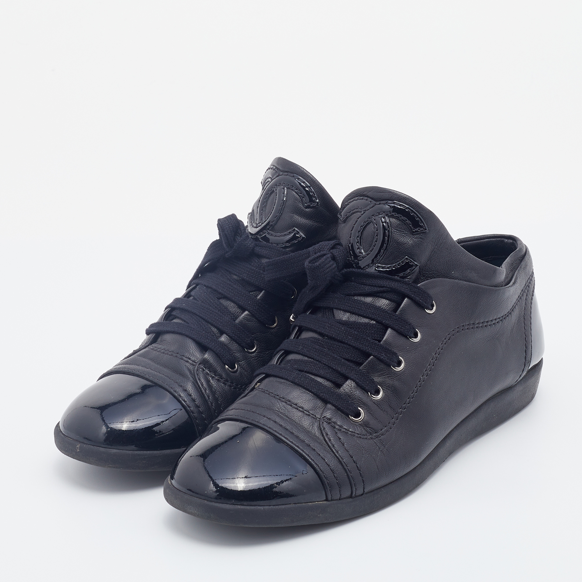 

Chanel Black Patent And Leather Low Top Sneakers Size