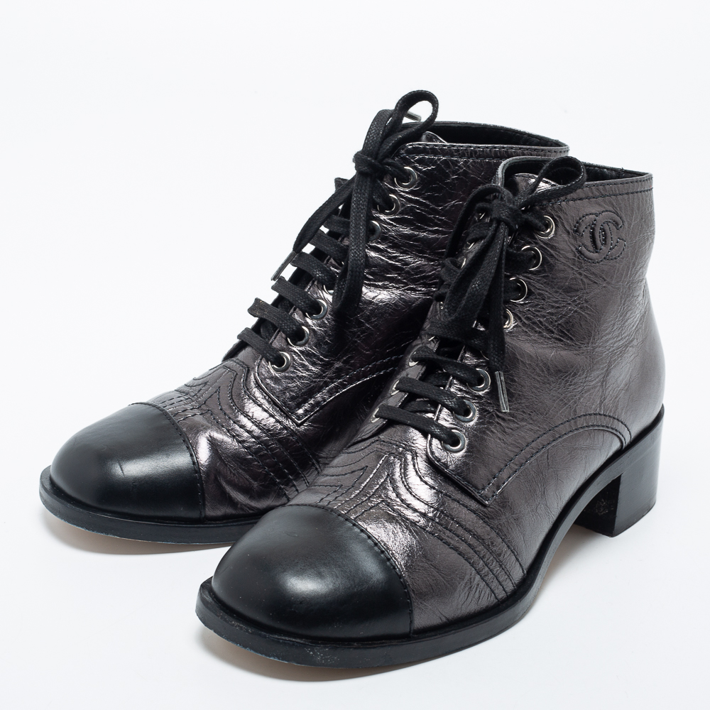 

Chanel Dark Grey/Black Leather Cap Toe Lace Up Ankle Length Boots Size