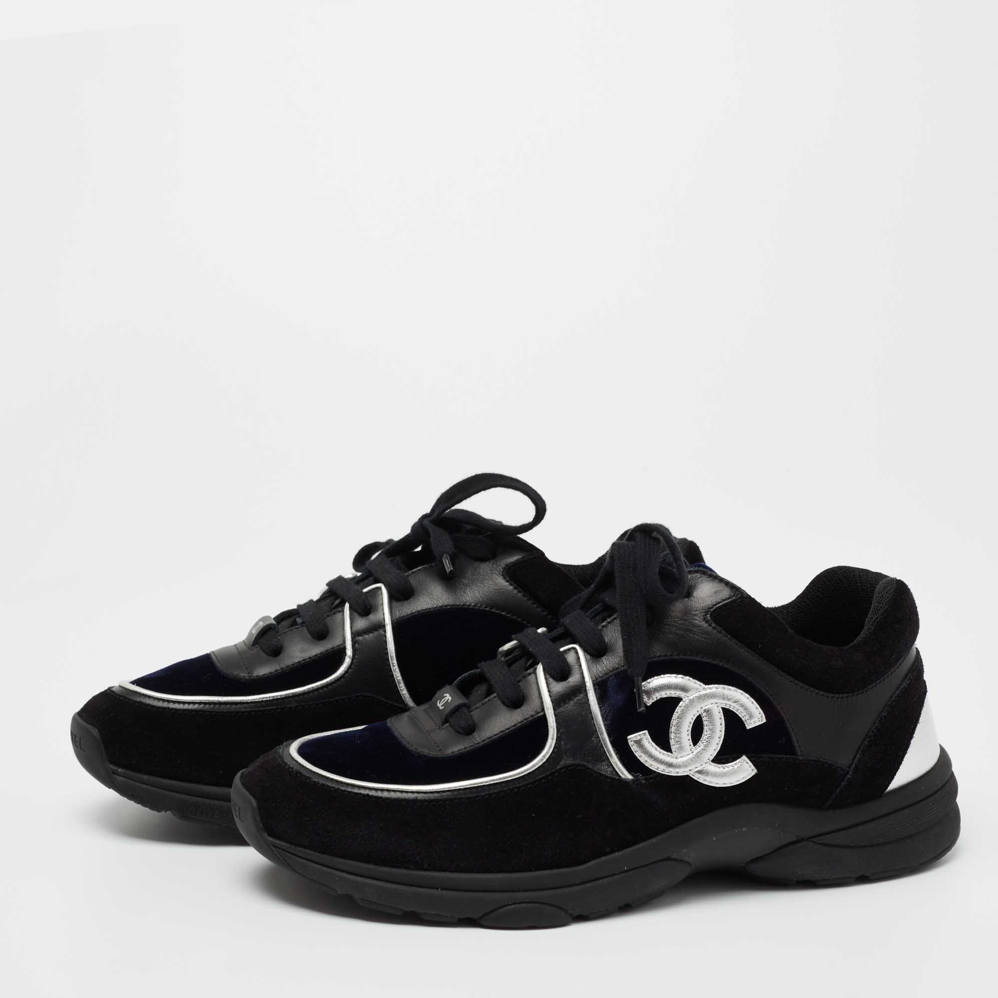 

Chanel Multicolor Velvet and Leather CC Low Top Sneakers Size
