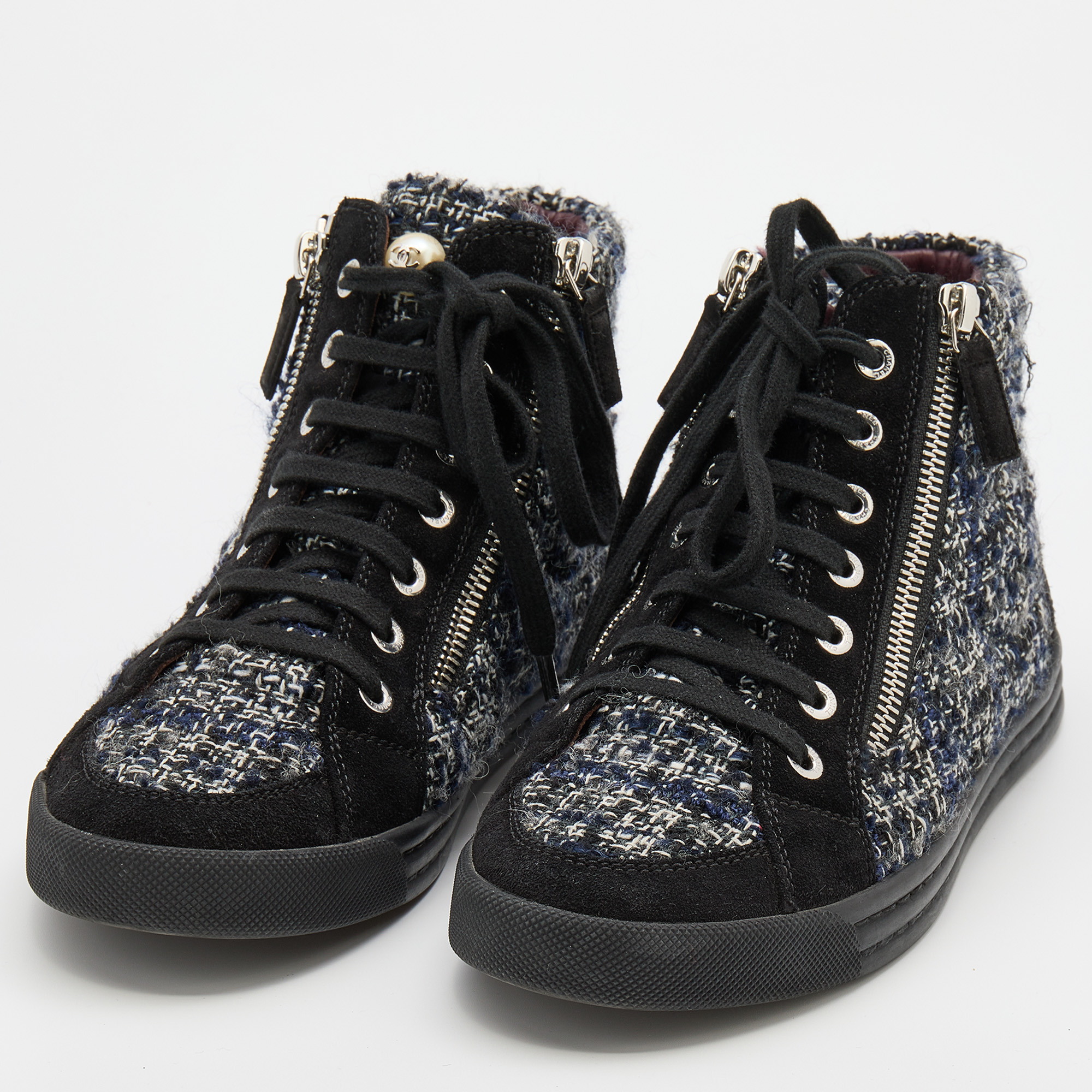 

Chanel Blue/Black Tweed Fabric And Suede Leather Double Zipper High Top Sneakers Size