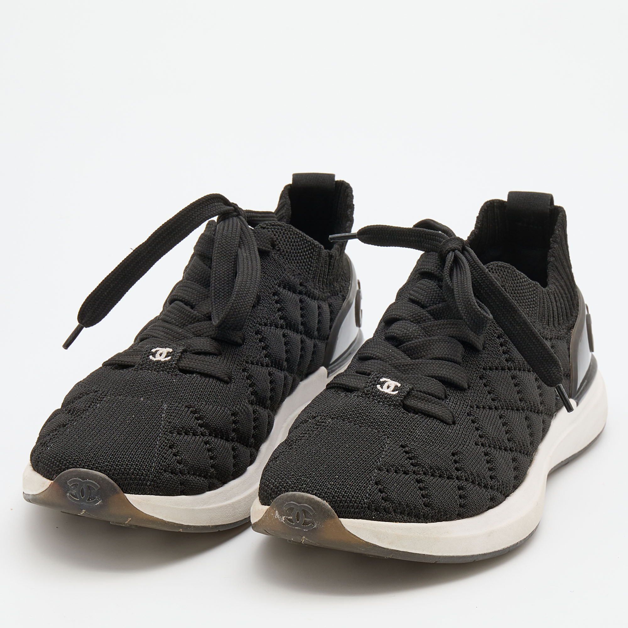 

Chanel Black Quilted Knit Fabric CC Low Top Sneakers Size