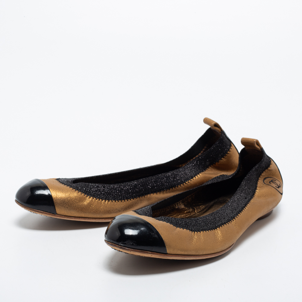 

Chanel Metallic Gold/Black Leather and Patent Ballet Scrunch Flats Size