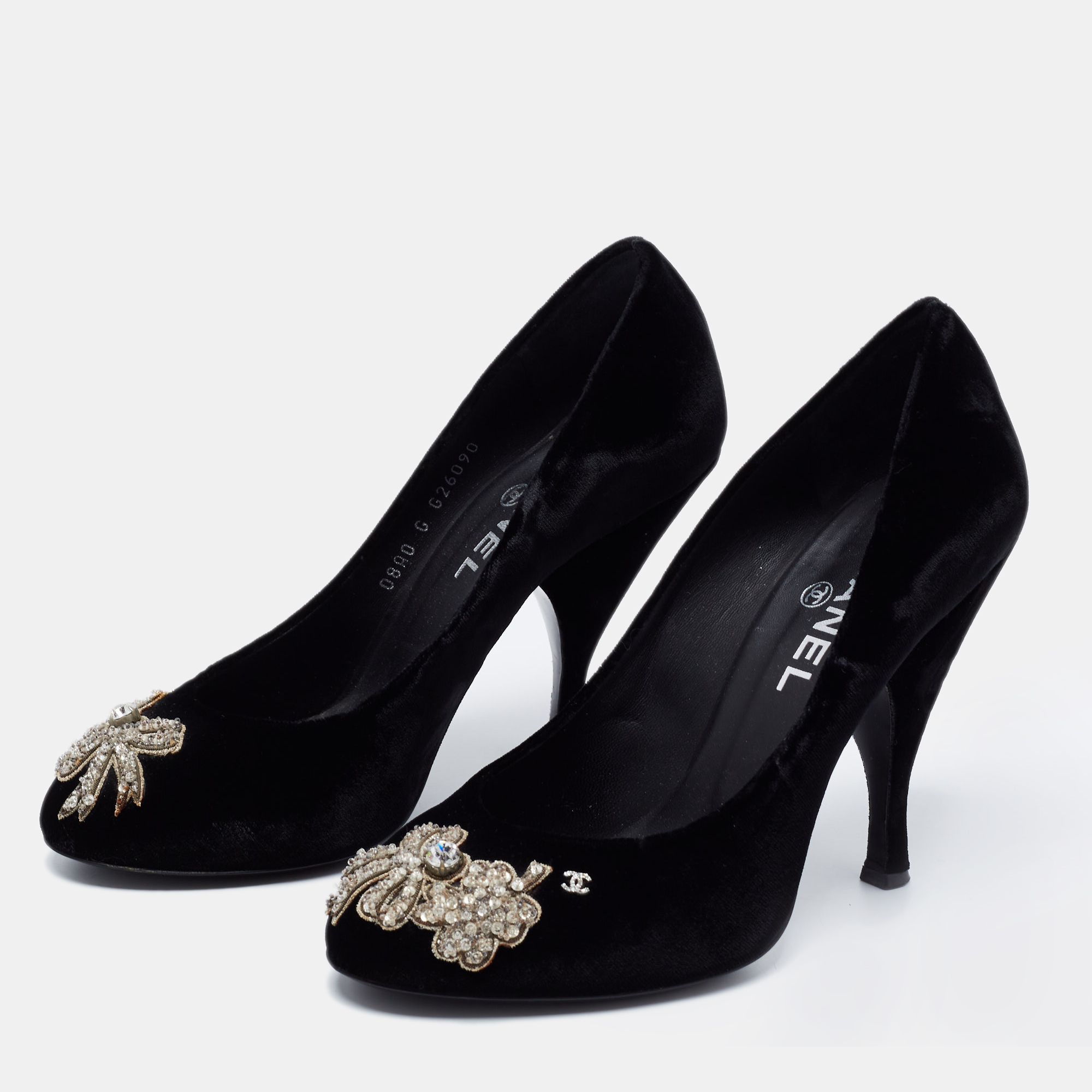 

Chanel Black Velvet Crystal Embellished Pumps Size