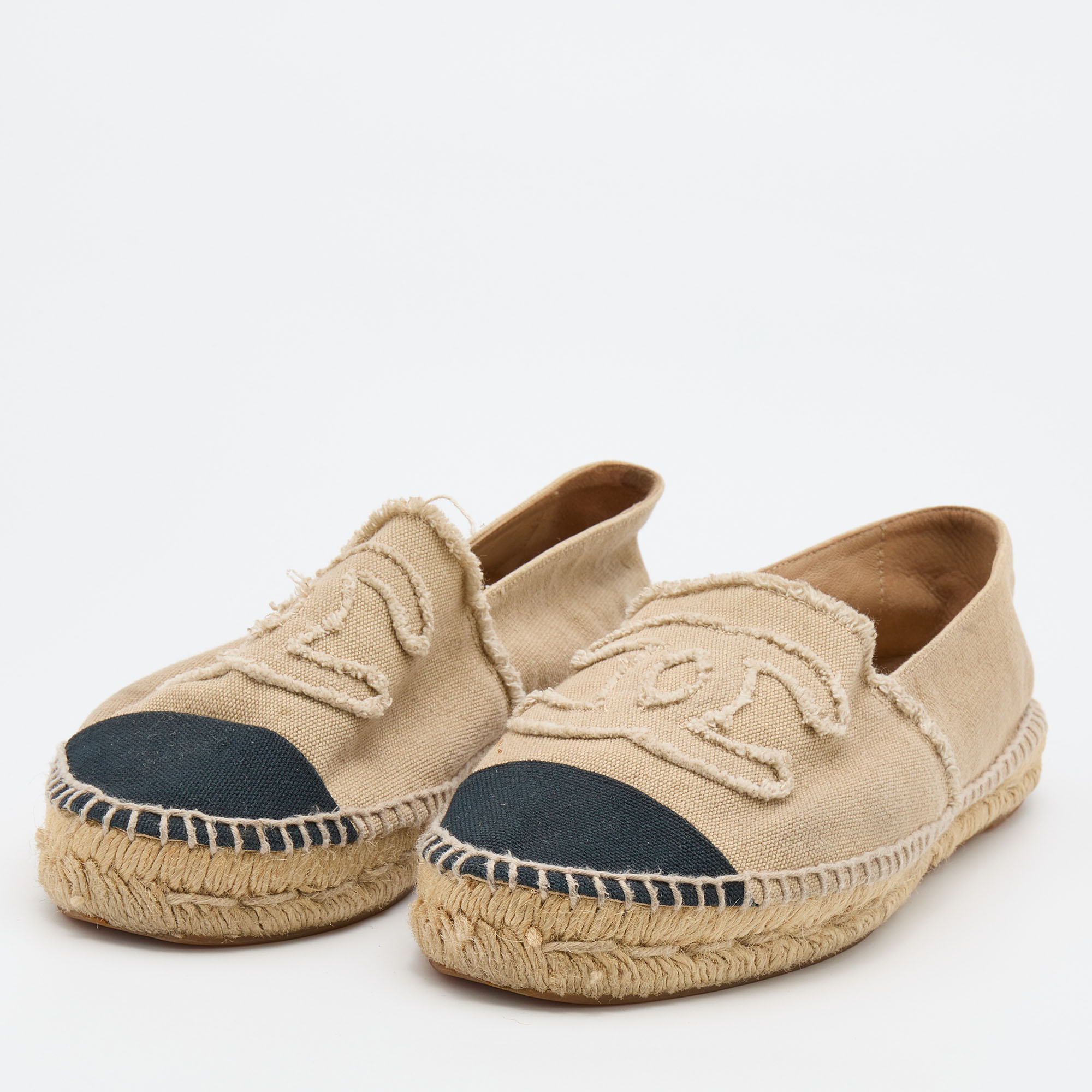 

Chanel Beige/Black Canvas CC Cap Toe Espadrille Flats Size