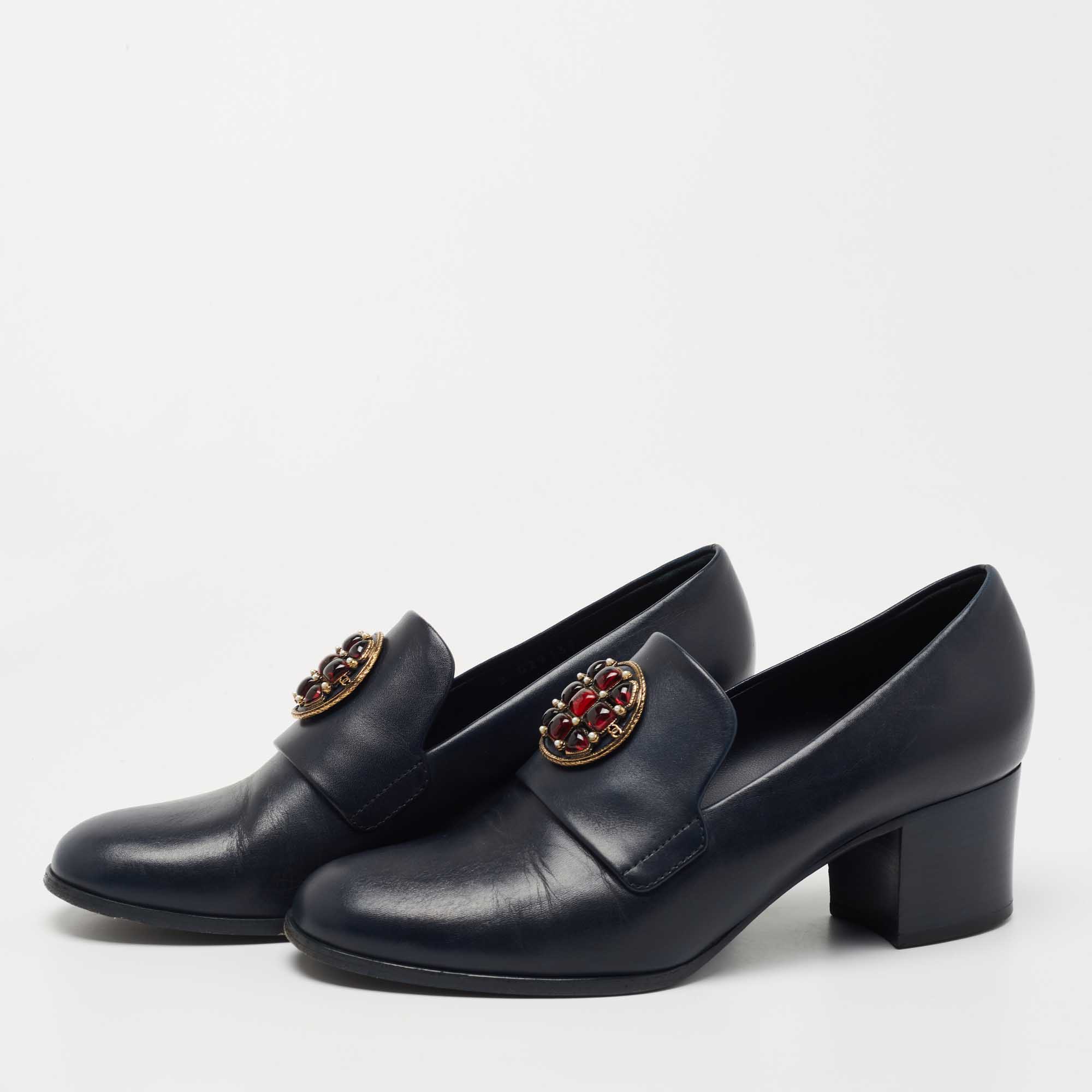

Chanel Navy Blue Leather Buckle Loafer Pumps Size