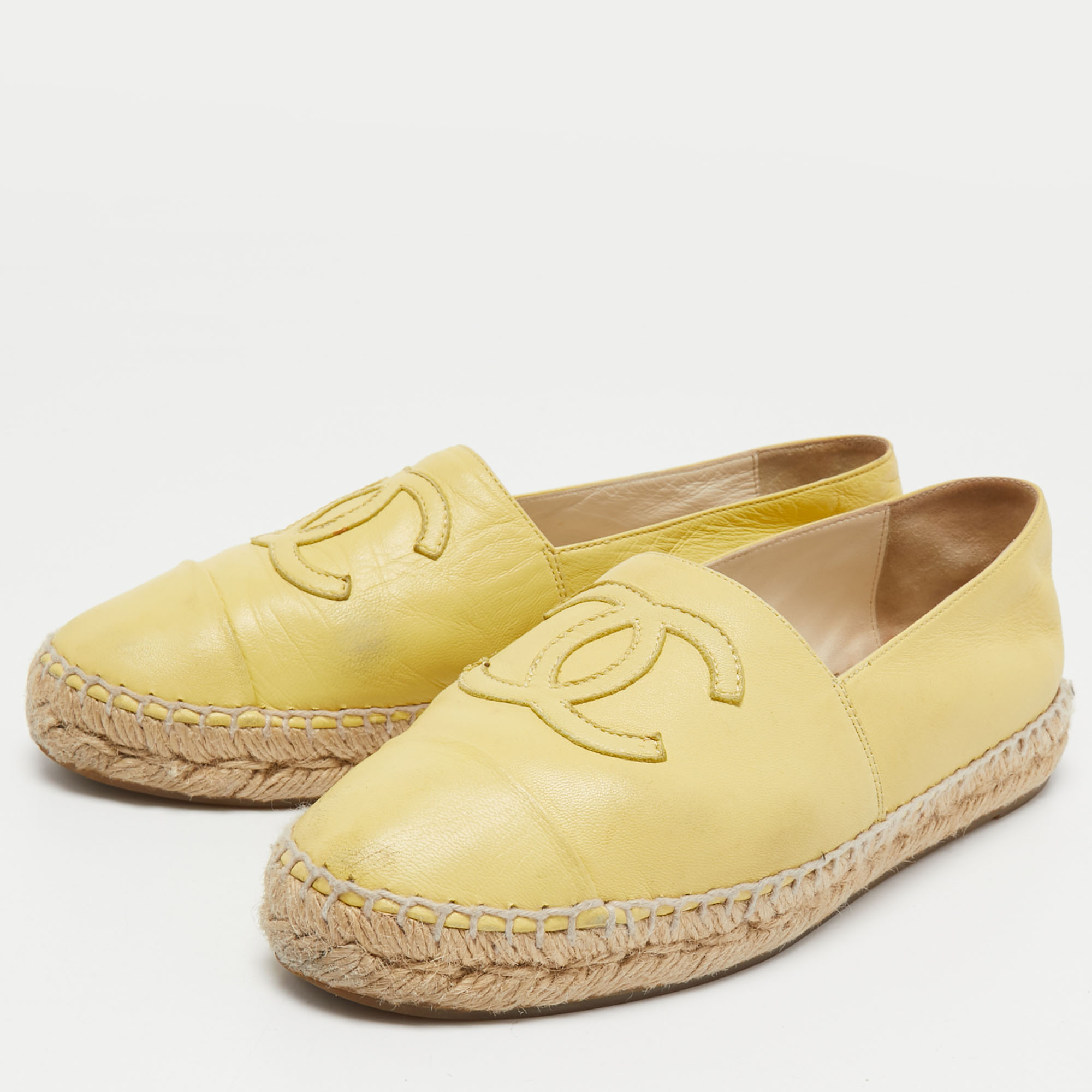 

Chanel Yellow Leather CC Espadrille Flats Size