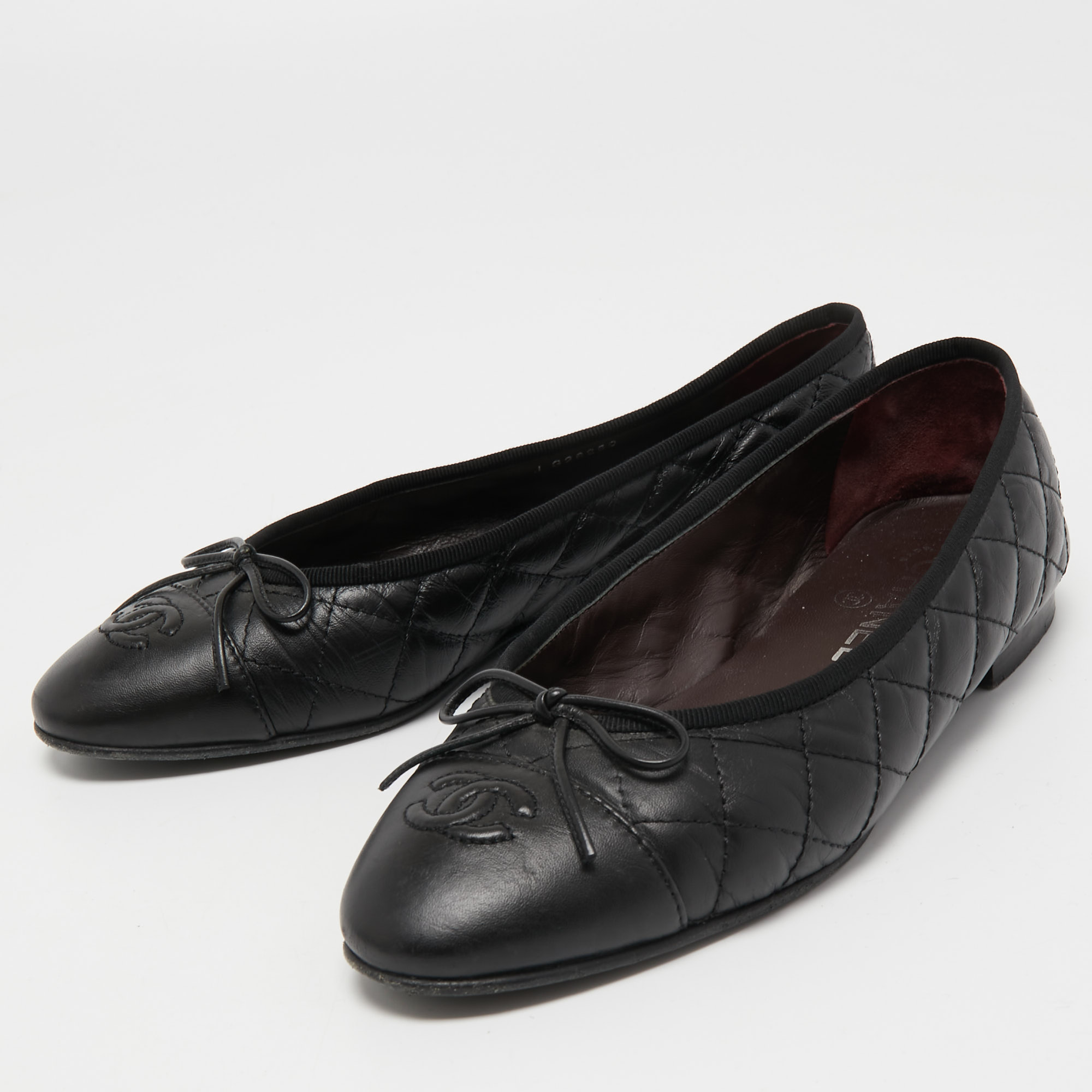 

Chanel Black Quilted Leather CC Bow Ballet Flats Size