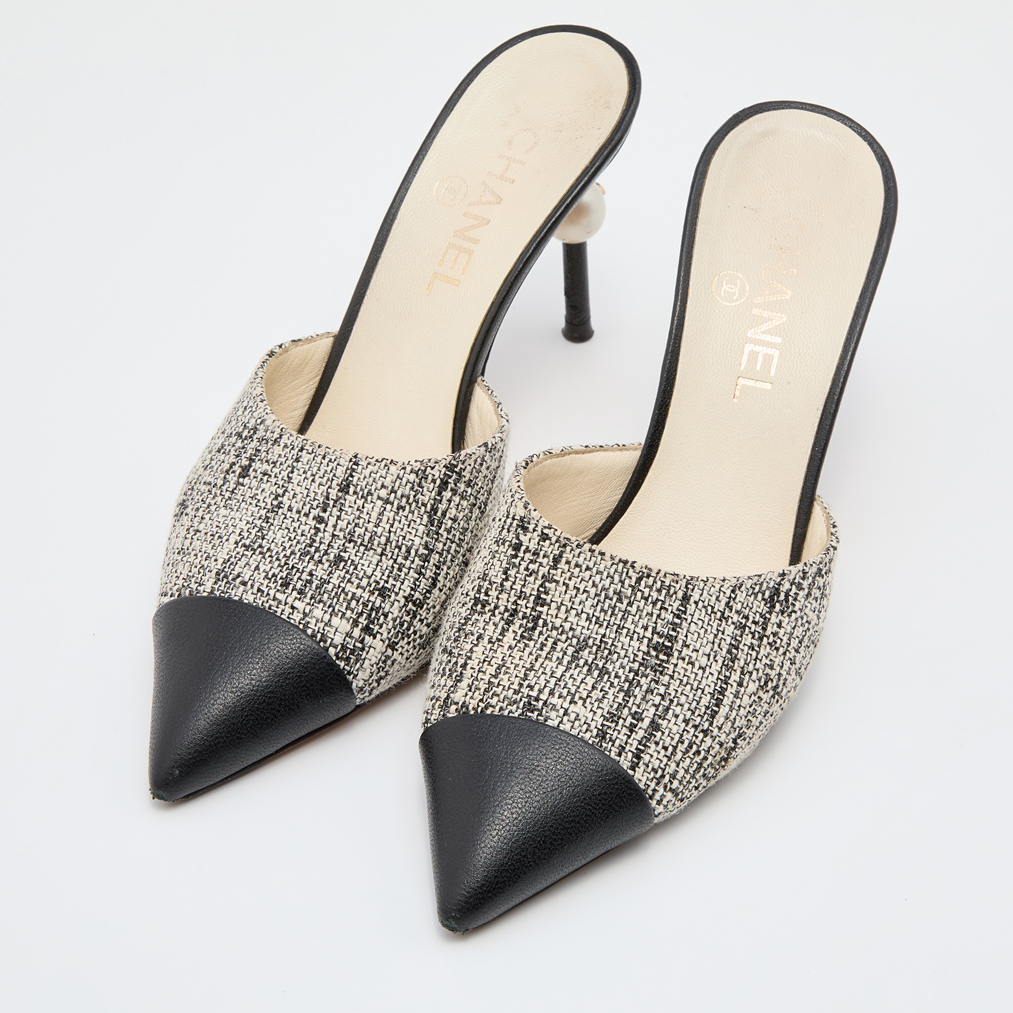 

Chanel Black/White Tweed and Leather CC Pearl Embellished Heel Mules Size