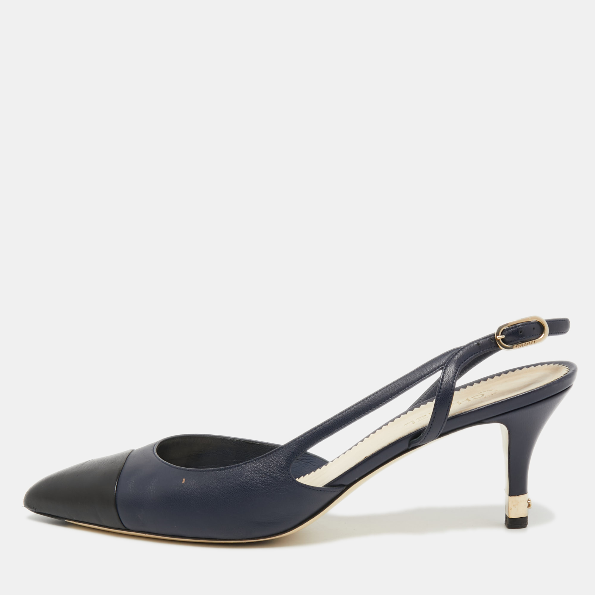 Pre Owned Chanel Navy Blue/Black Leather Cap Toe Slingback Pumps Size 41