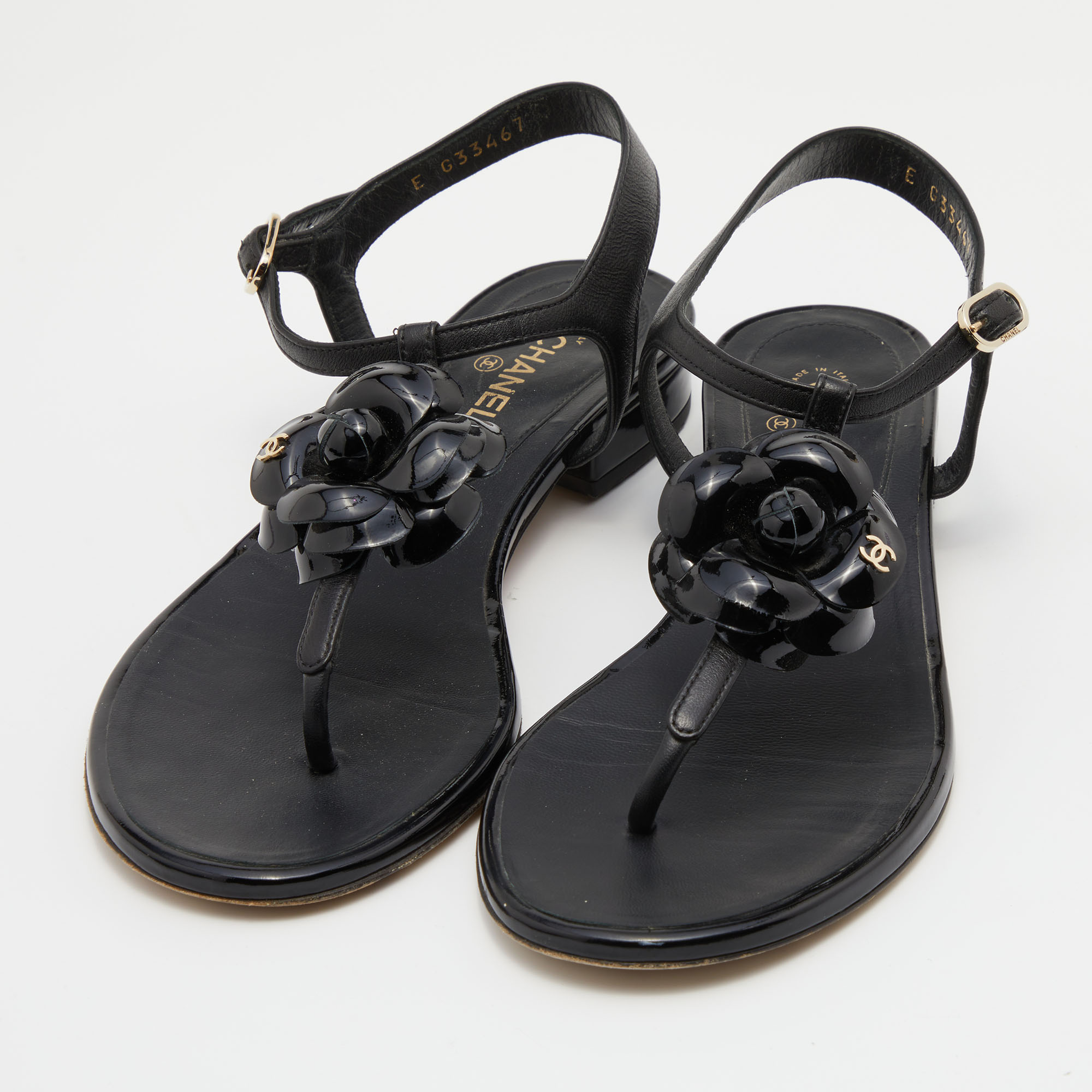 

Chanel Black Patent and Leather CC Camellia T-Strap Sandals Size