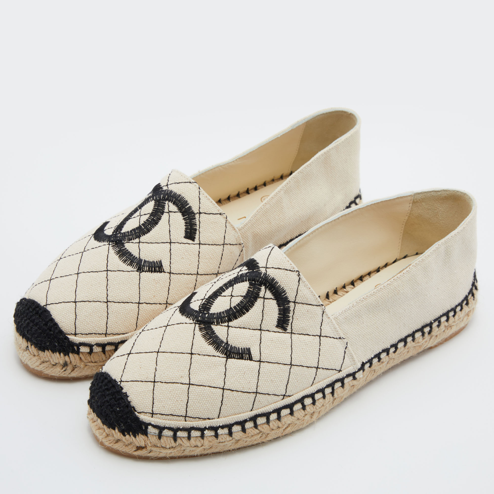 

Chanel Off White Canvas Biarritz CC Espadrille Flats Size