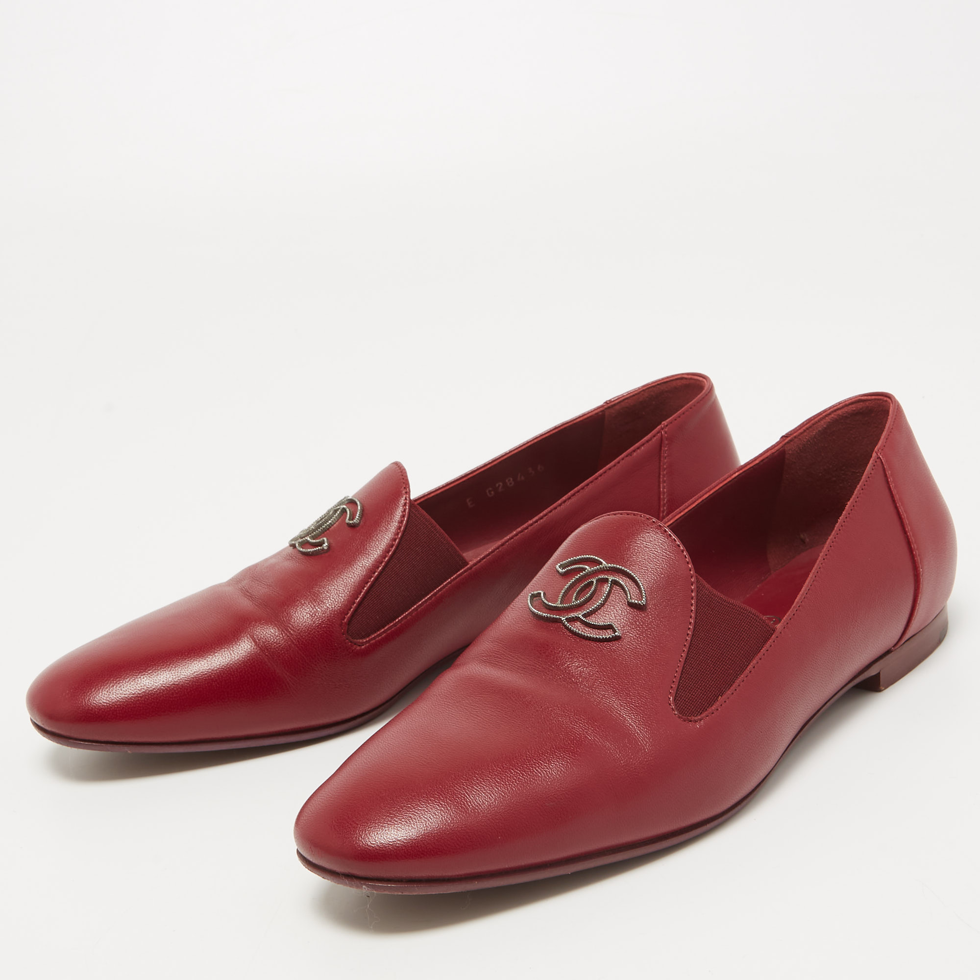 

Chanel Burgundy Leather CC Slip On Loafers Size