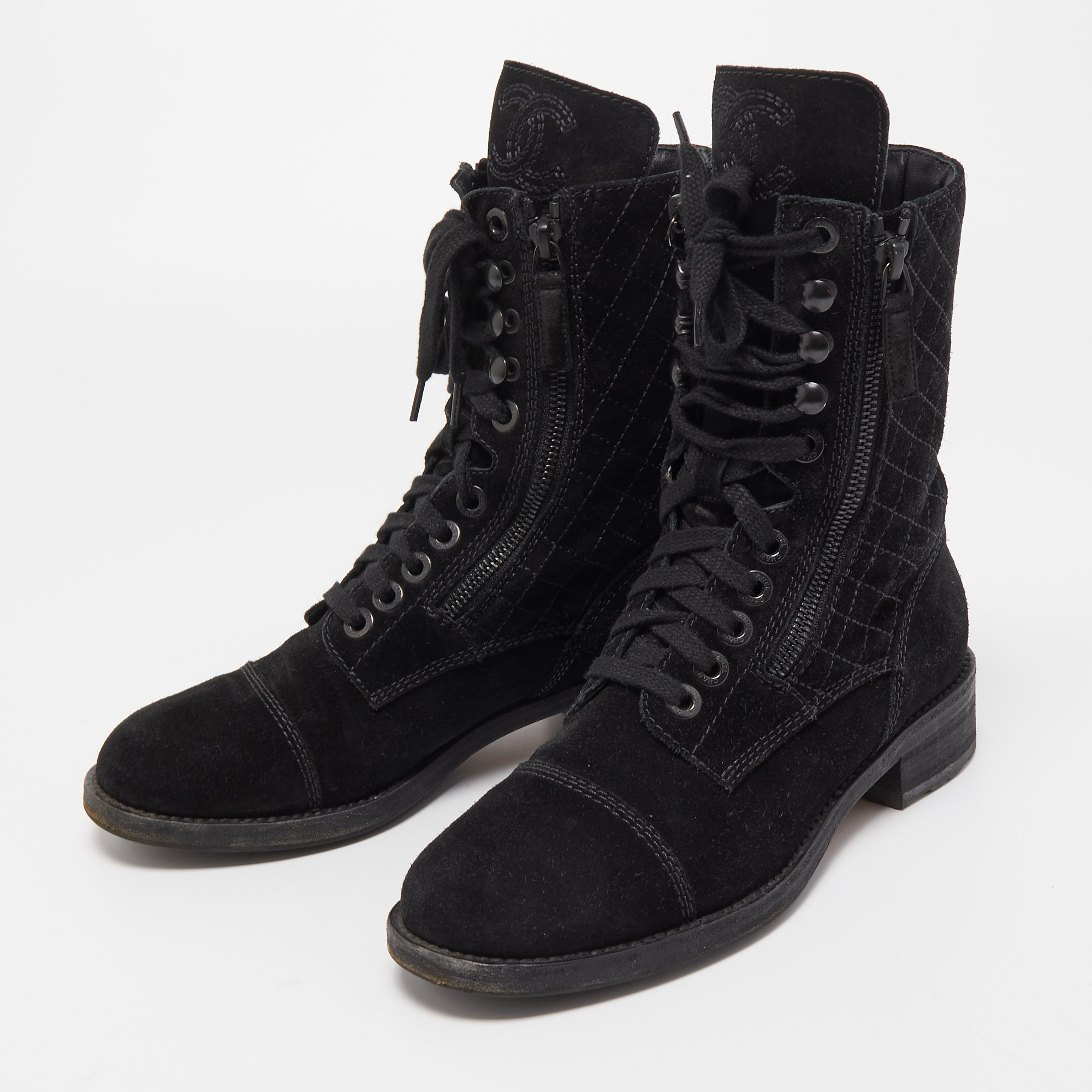 

Chanel Black Suede Quilted Double Zip CC Combat Boots Size