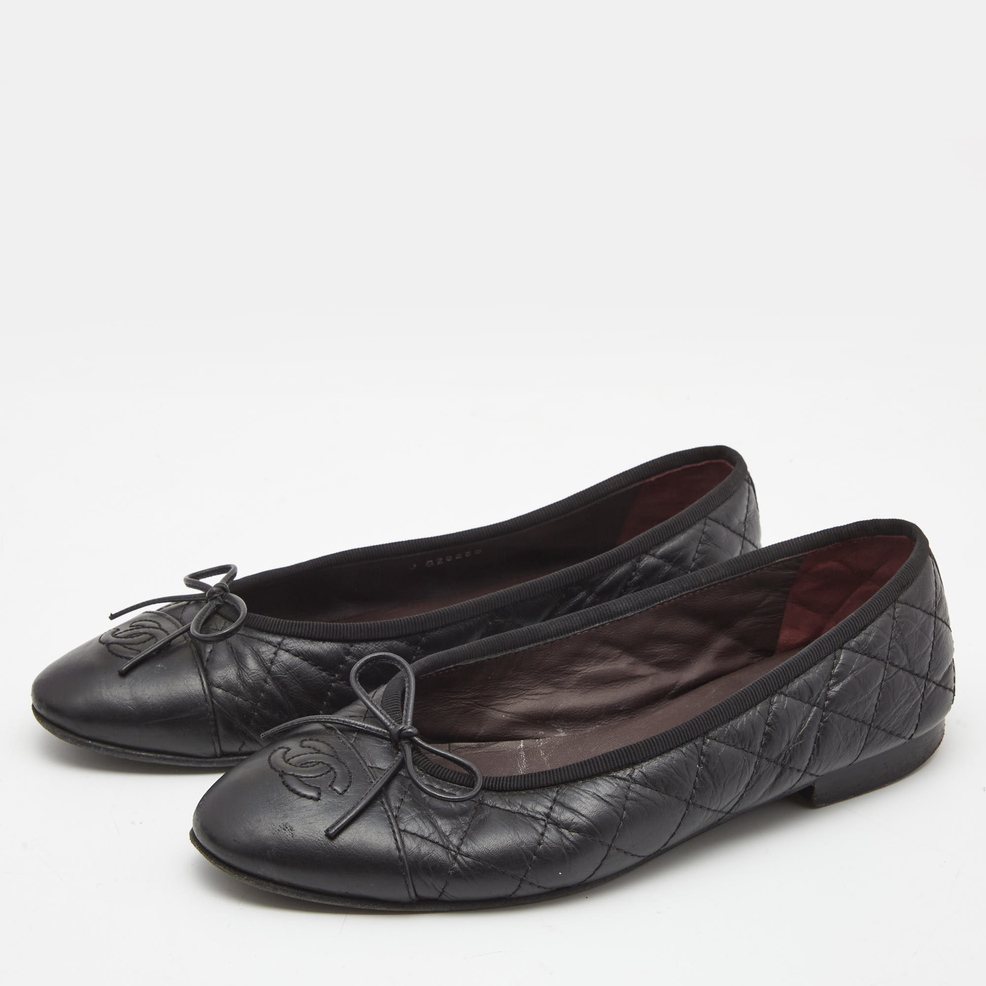 

Chanel Black Leather CC Ballet Flats Size