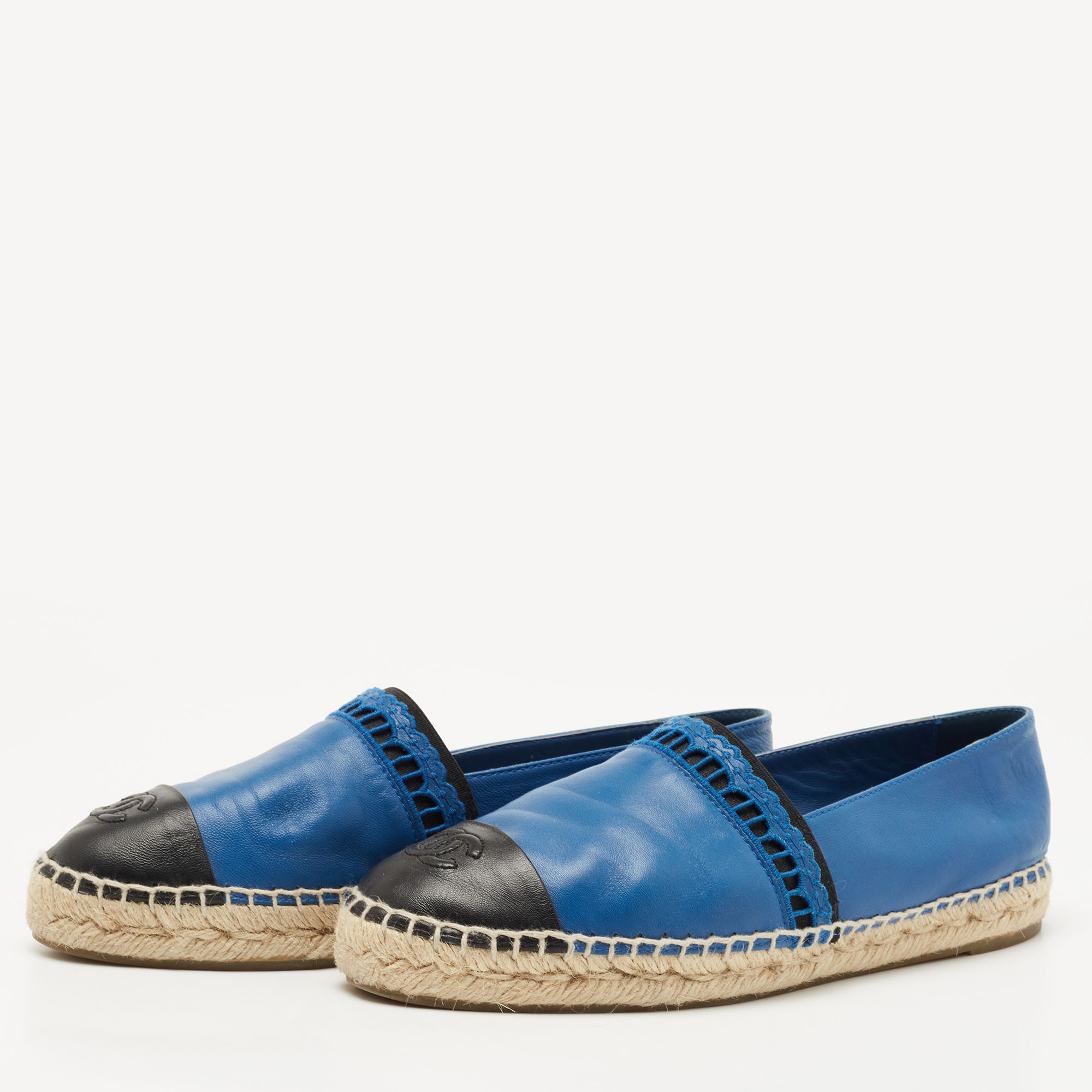 

Chanel Blue/Black Leather CC Espadrille Flats Size