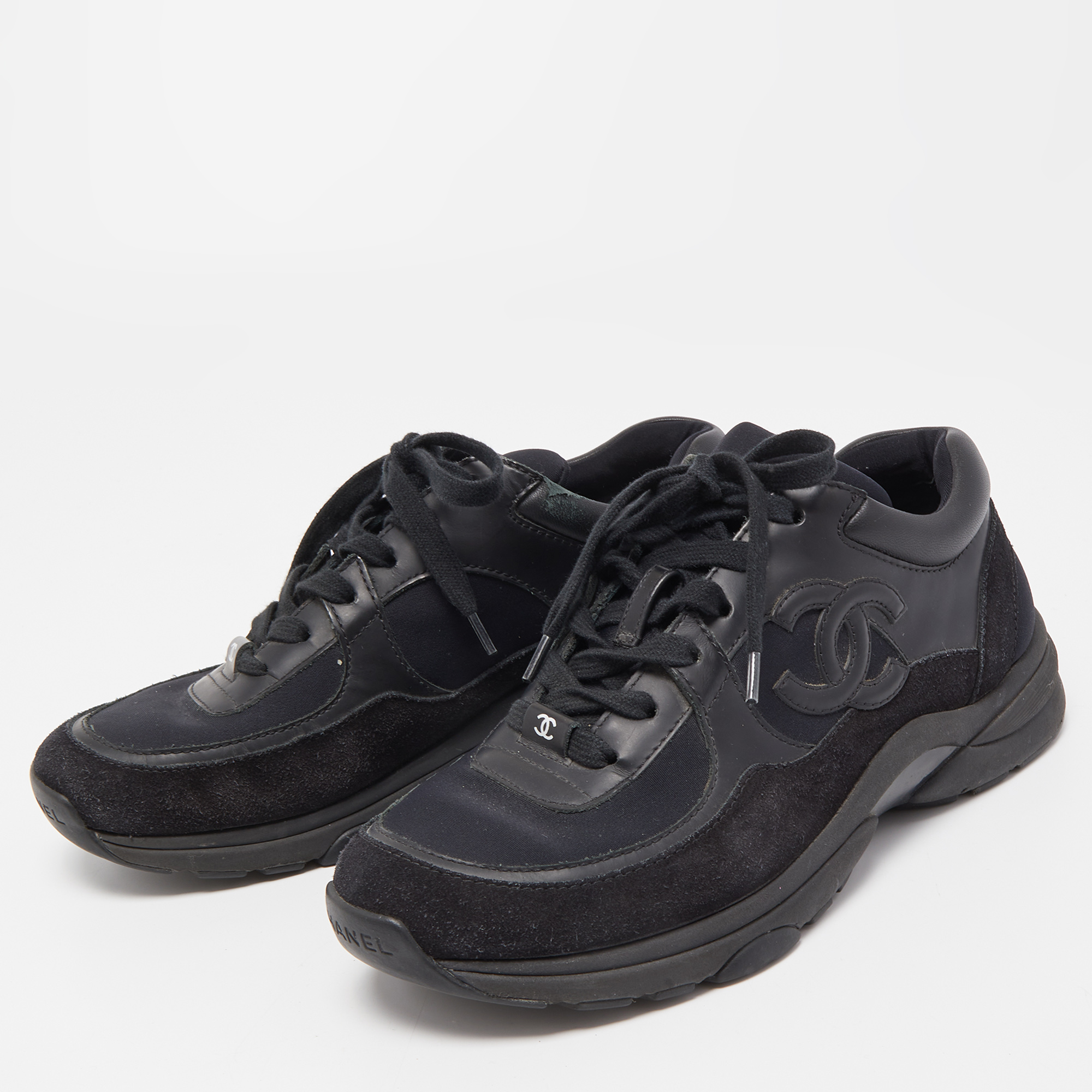 

Chanel Black Suede and Fabric CC Low Top Sneakers Size