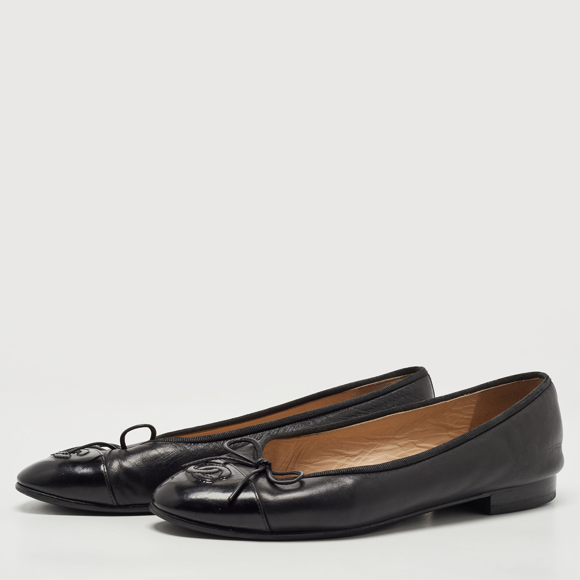 

Chanel Black Leather CC Cap Toe Bow Ballet Flats Size