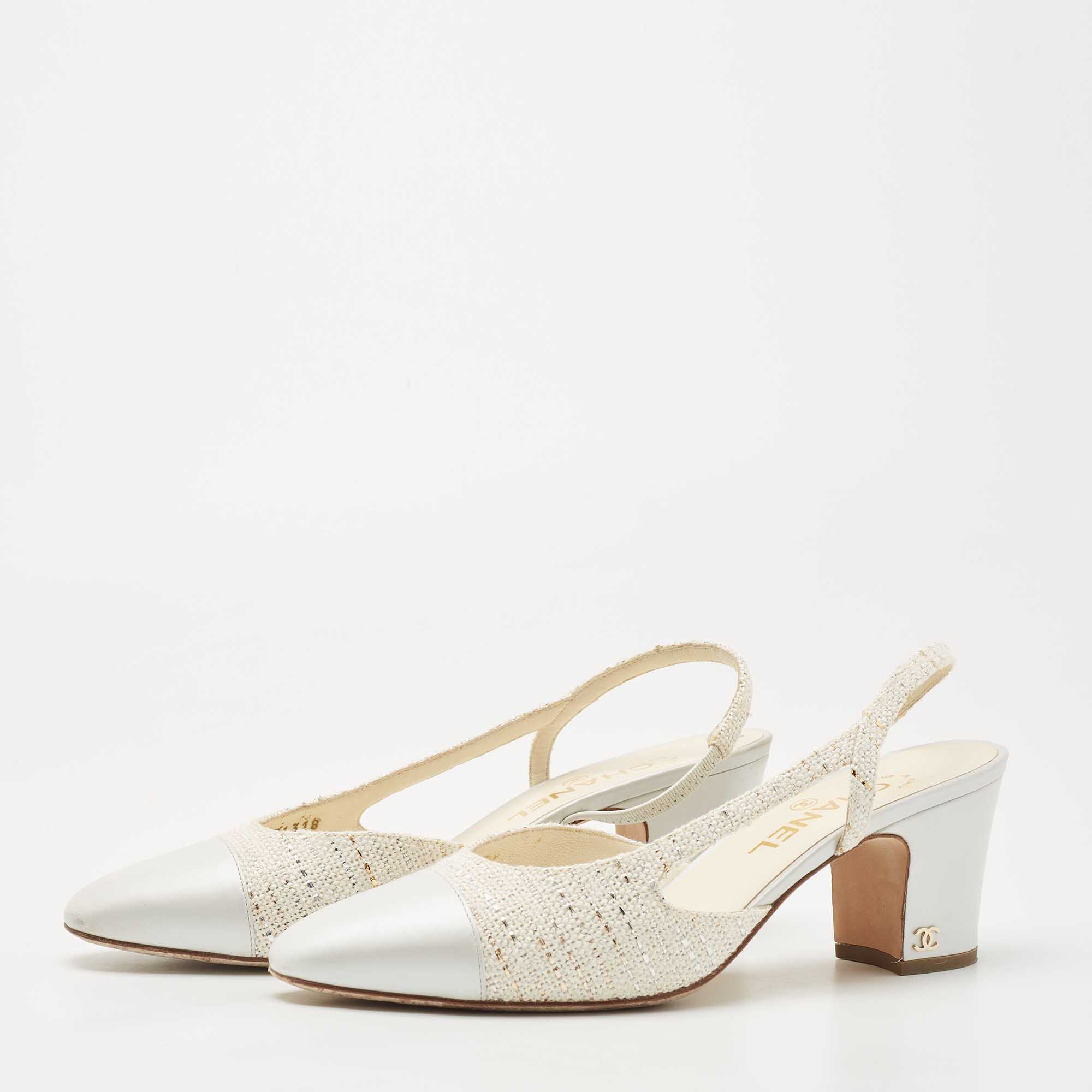 

Chanel Grey Leather and Canvas Slingback CC Block Heel Pumps Size