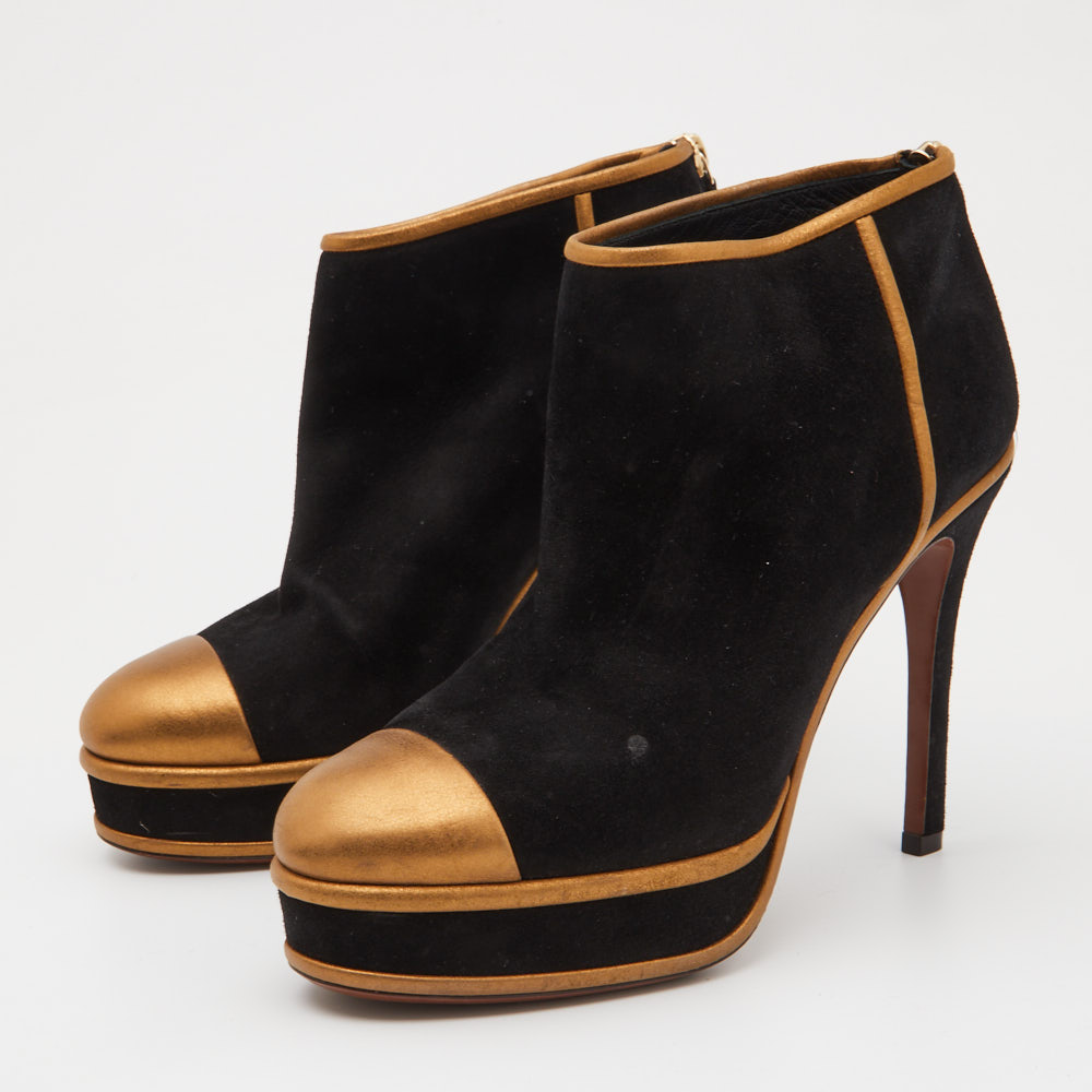 

Chanel Black/Gold Suede and Leather Cap Toe Platform Ankle Boots Size