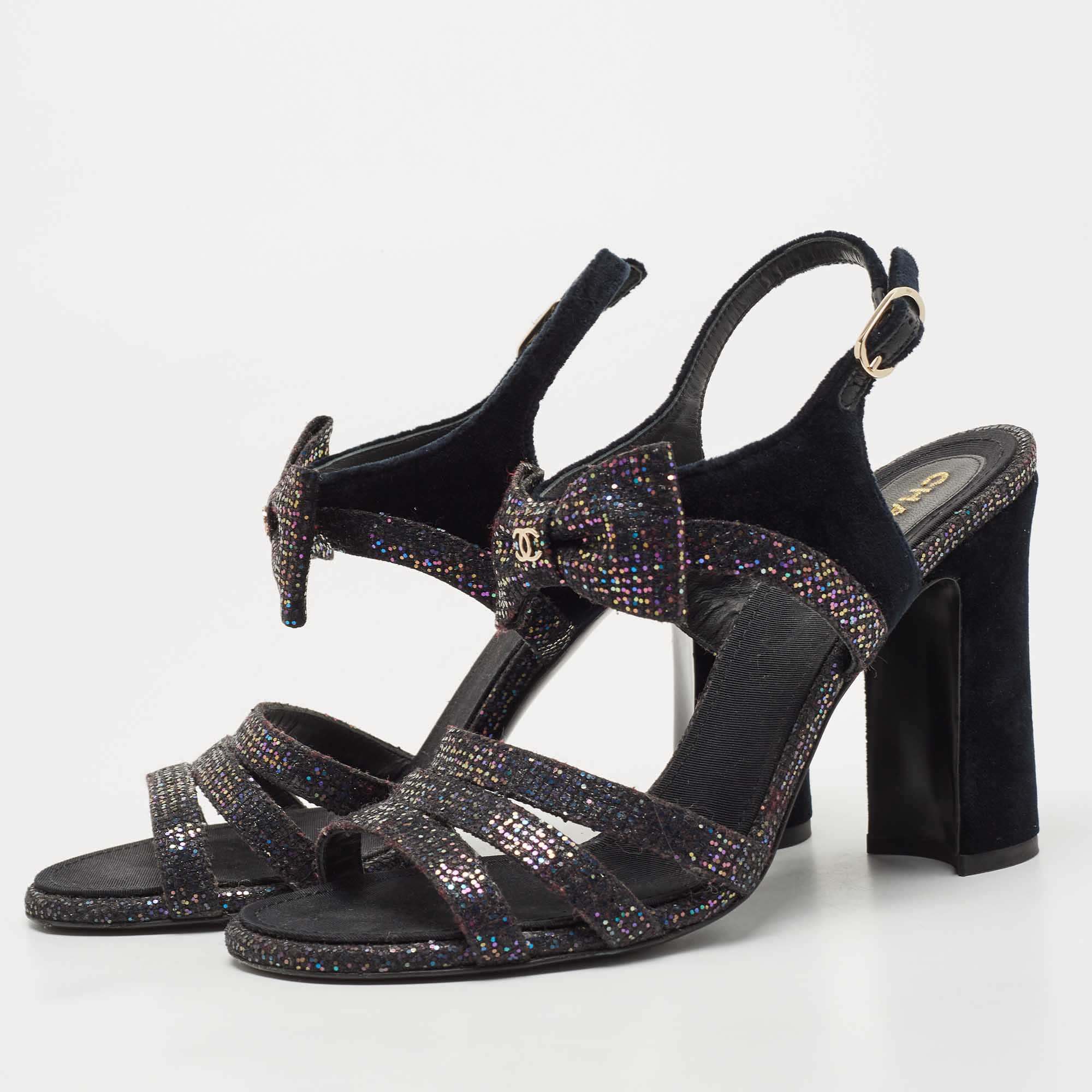 

Chanel Blue/Purple Velvet and Glitter Bow Sandals Size