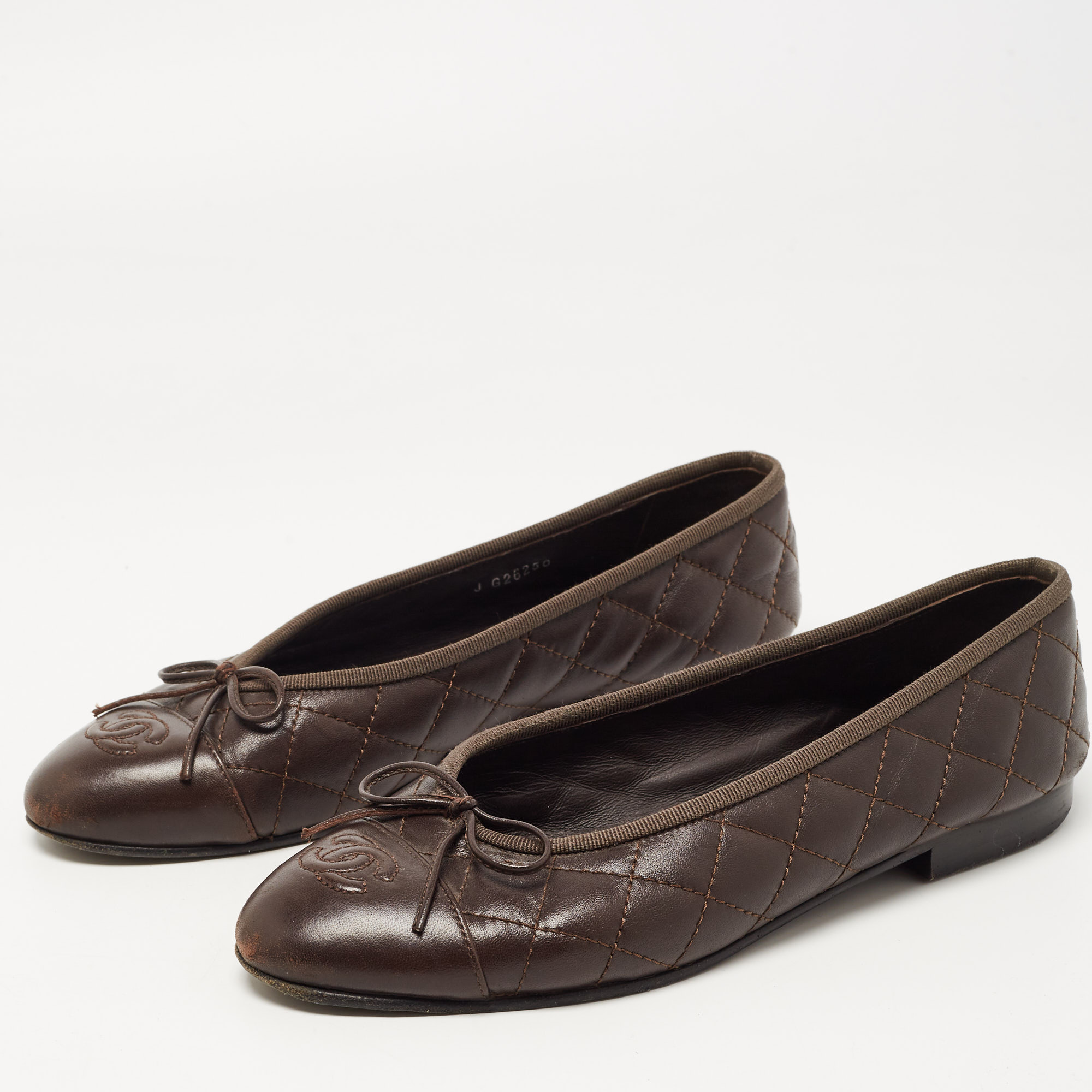 

Chanel Dark Brown Quilted Leather CC Bow Ballet Flats Size