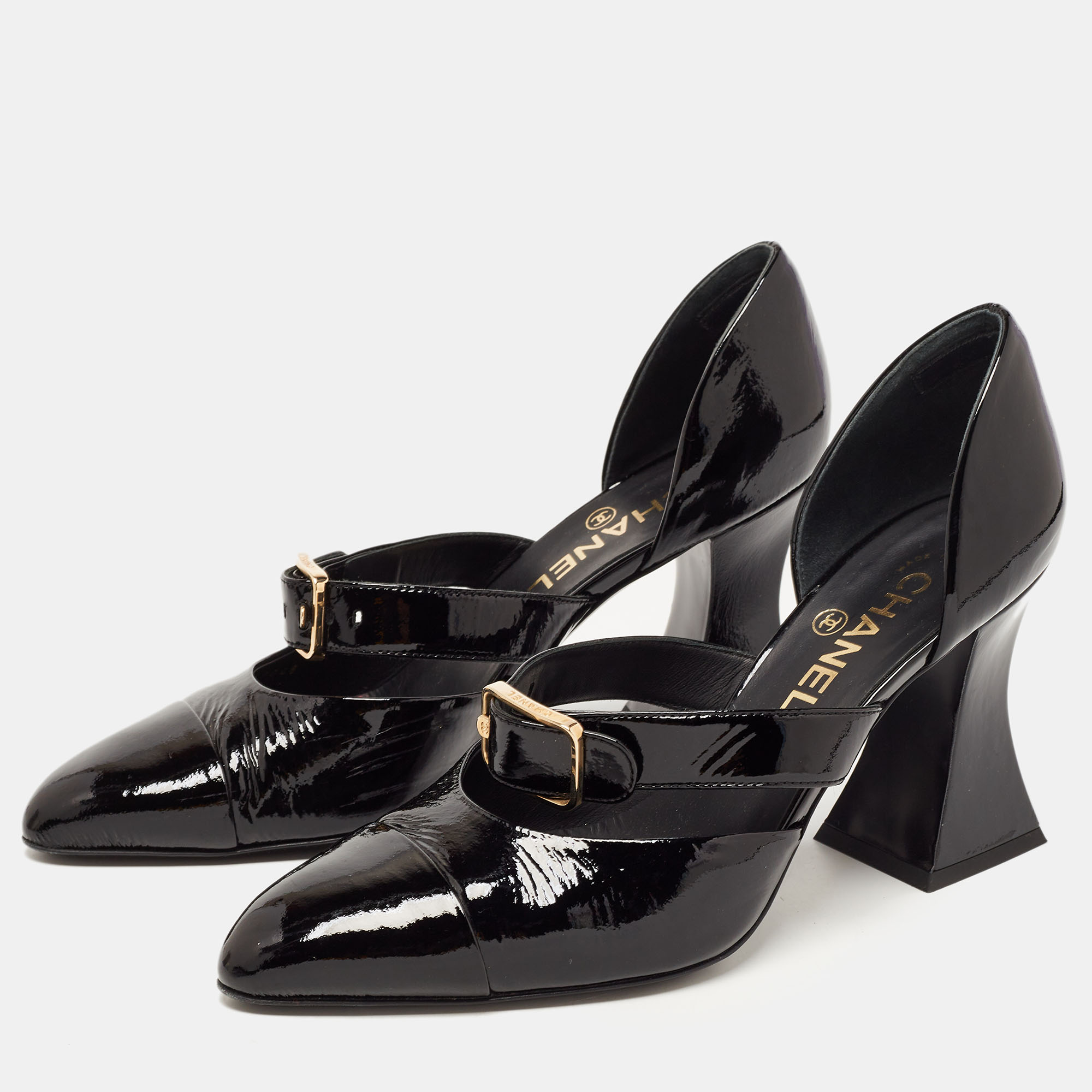 

Chanel Black Patent Leather CC D'orsay Pumps Size