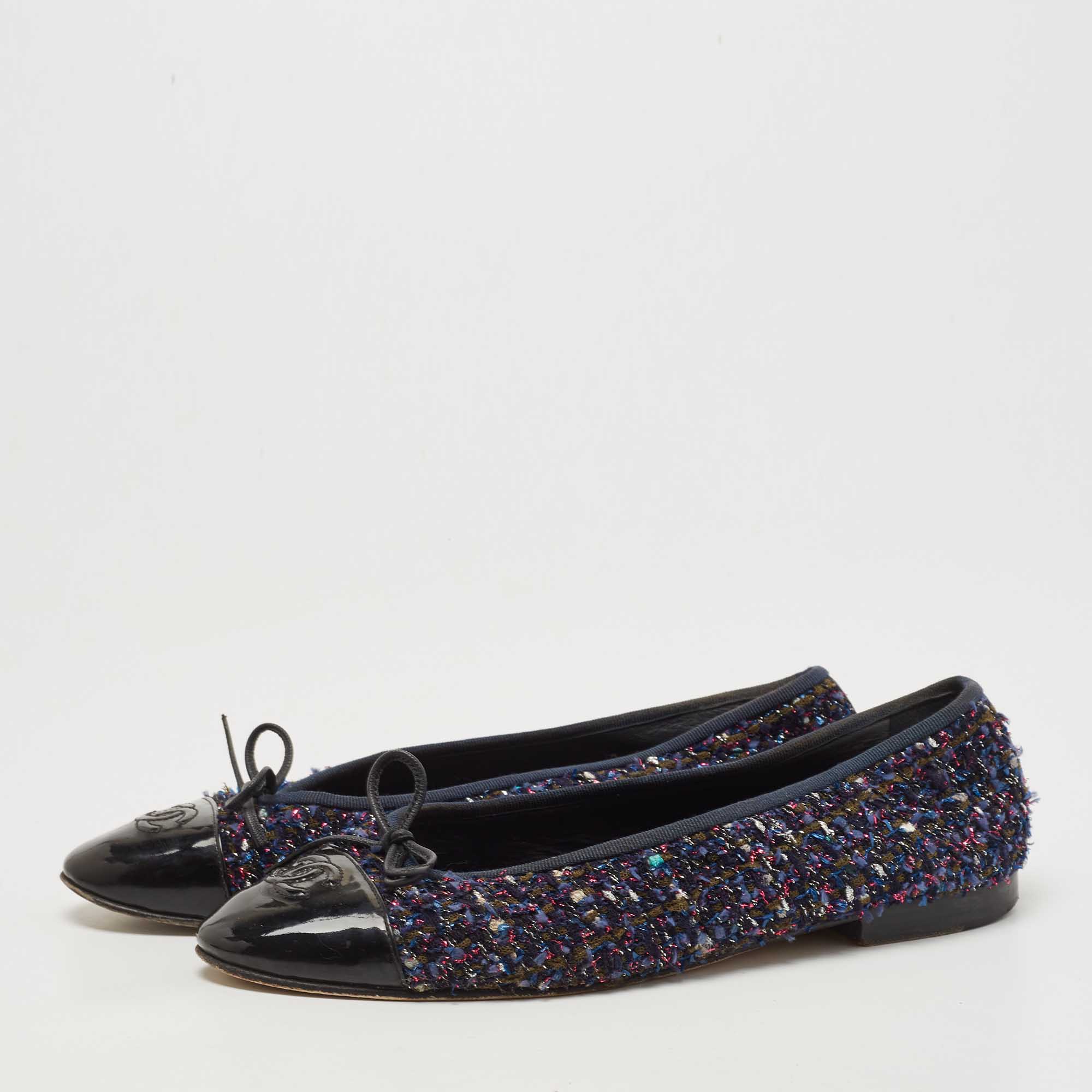 

Chanel Multicolor Patent and Tweed CC Cap Toe Ballet Flats Size