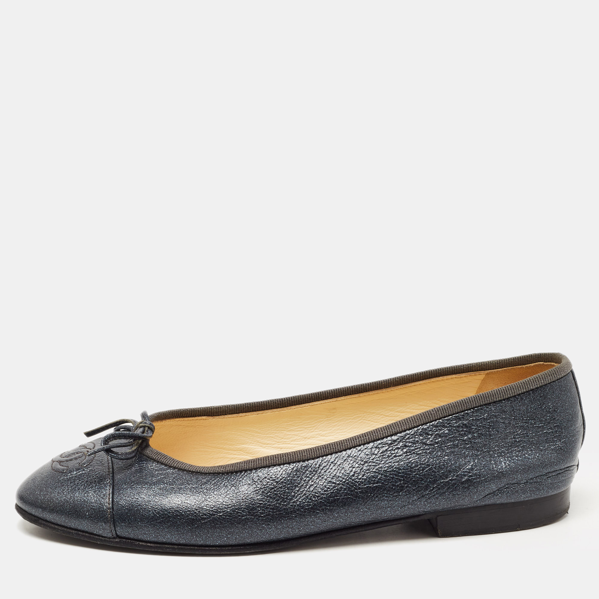 Pre-owned Chanel Metallic Leather Cc Cap Toe Ballet Flats Size